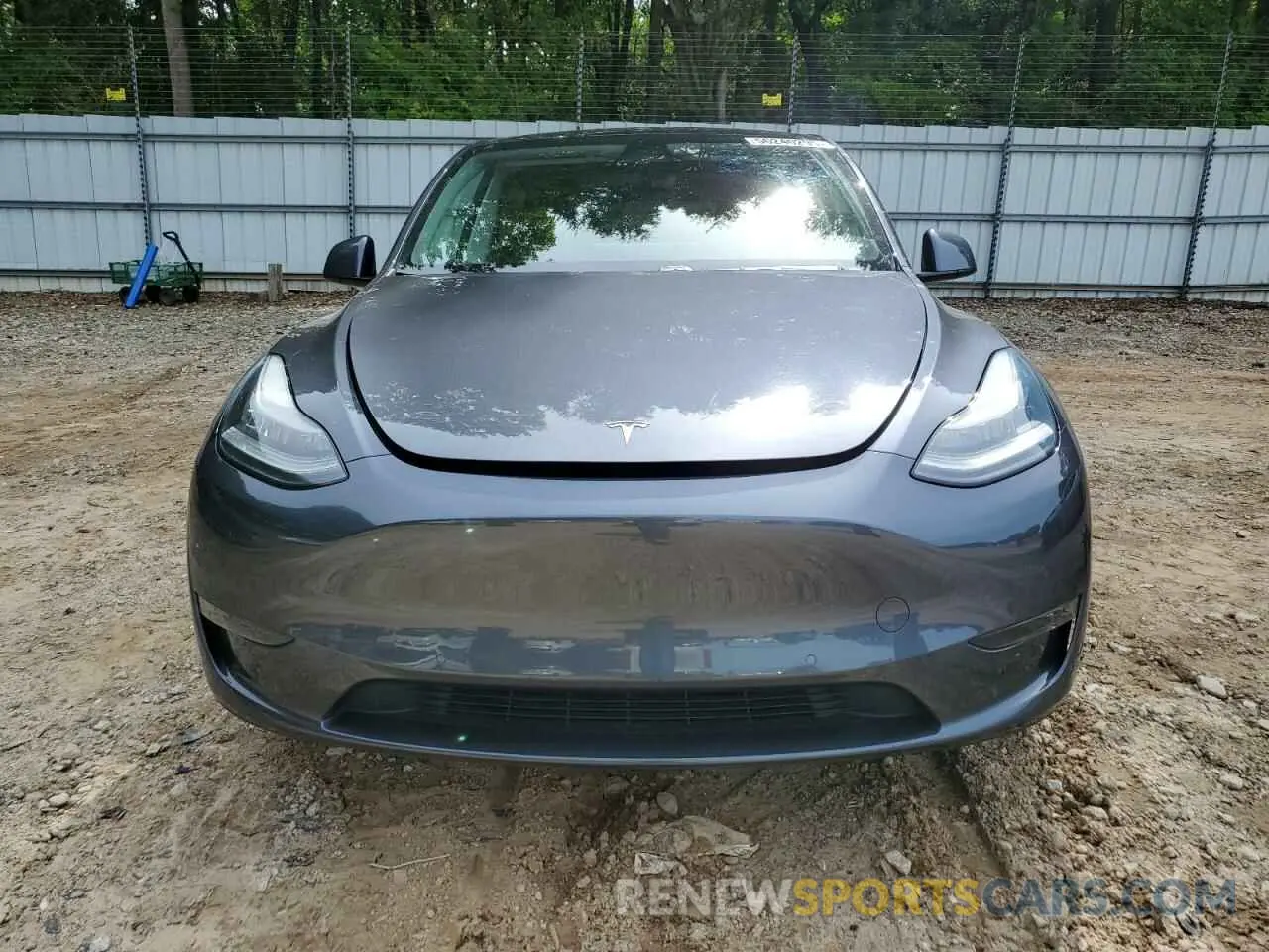 5 Photograph of a damaged car 5YJYGDEE5LF025718 TESLA MODEL Y 2020