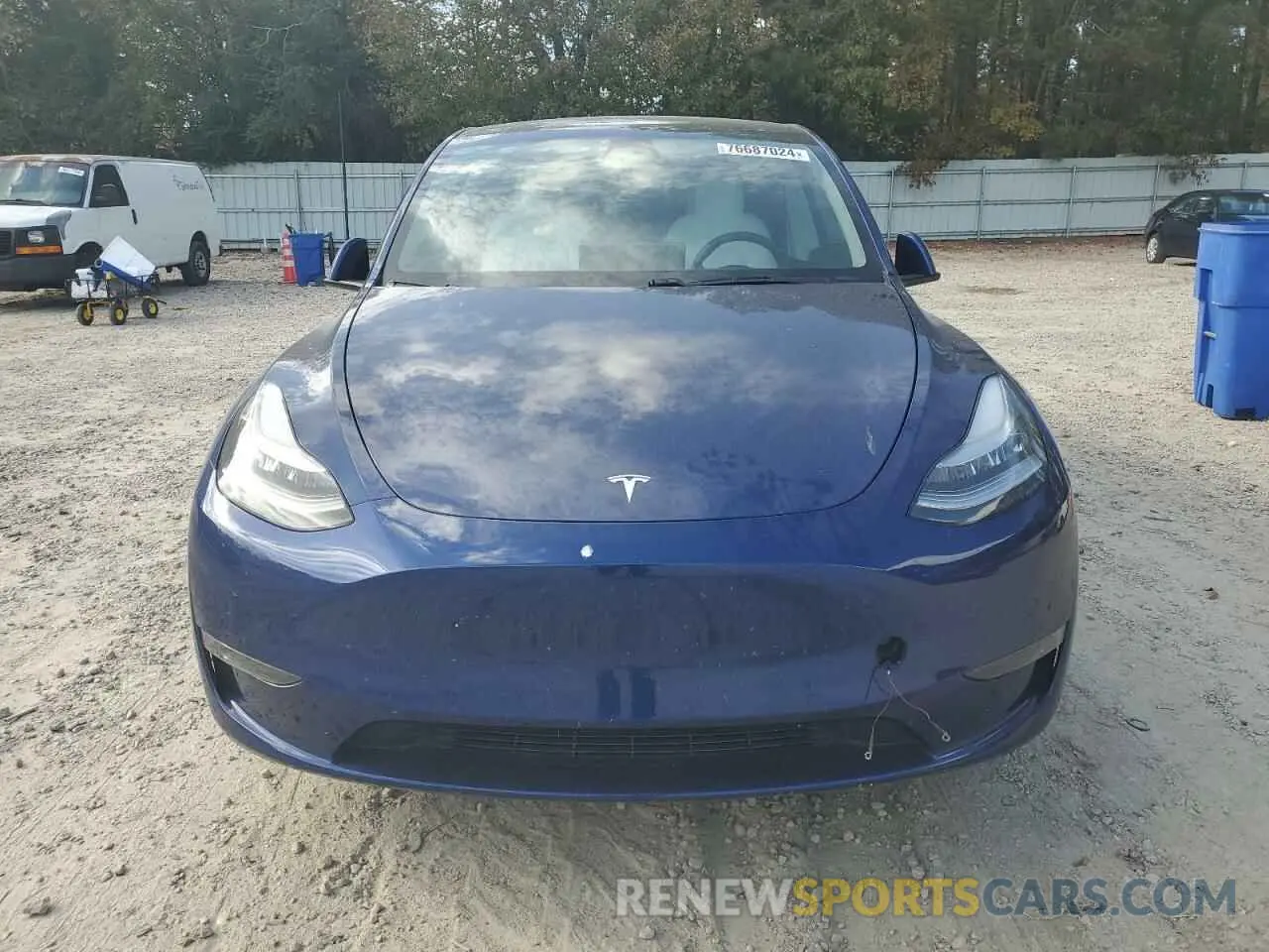5 Photograph of a damaged car 5YJYGDEE5LF040042 TESLA MODEL Y 2020
