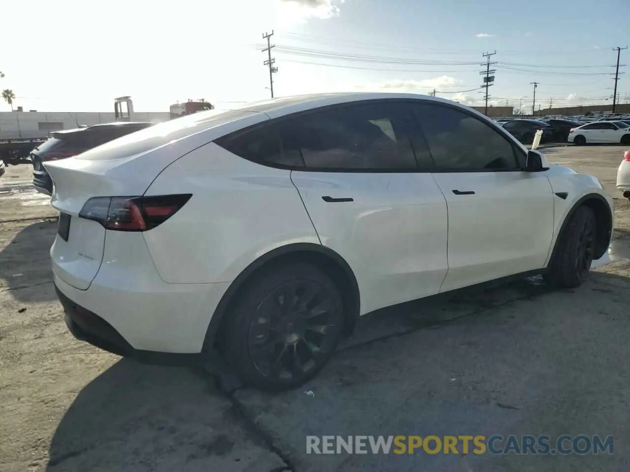 3 Photograph of a damaged car 5YJYGDEE5LF040347 TESLA MODEL Y 2020