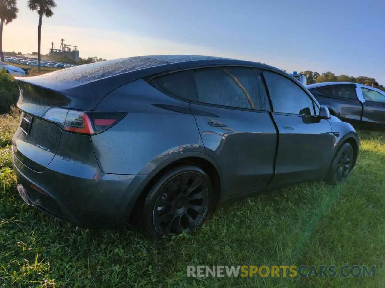3 Фотография поврежденного автомобиля 5YJYGDEE5LF041577 TESLA MODEL Y 2020