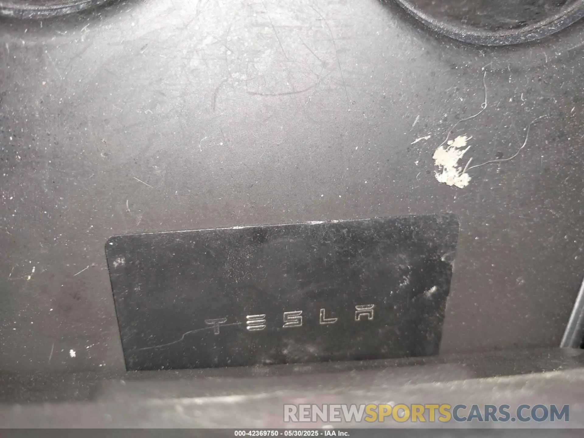 11 Photograph of a damaged car 5YJYGDEE5LF041935 TESLA MODEL Y 2020