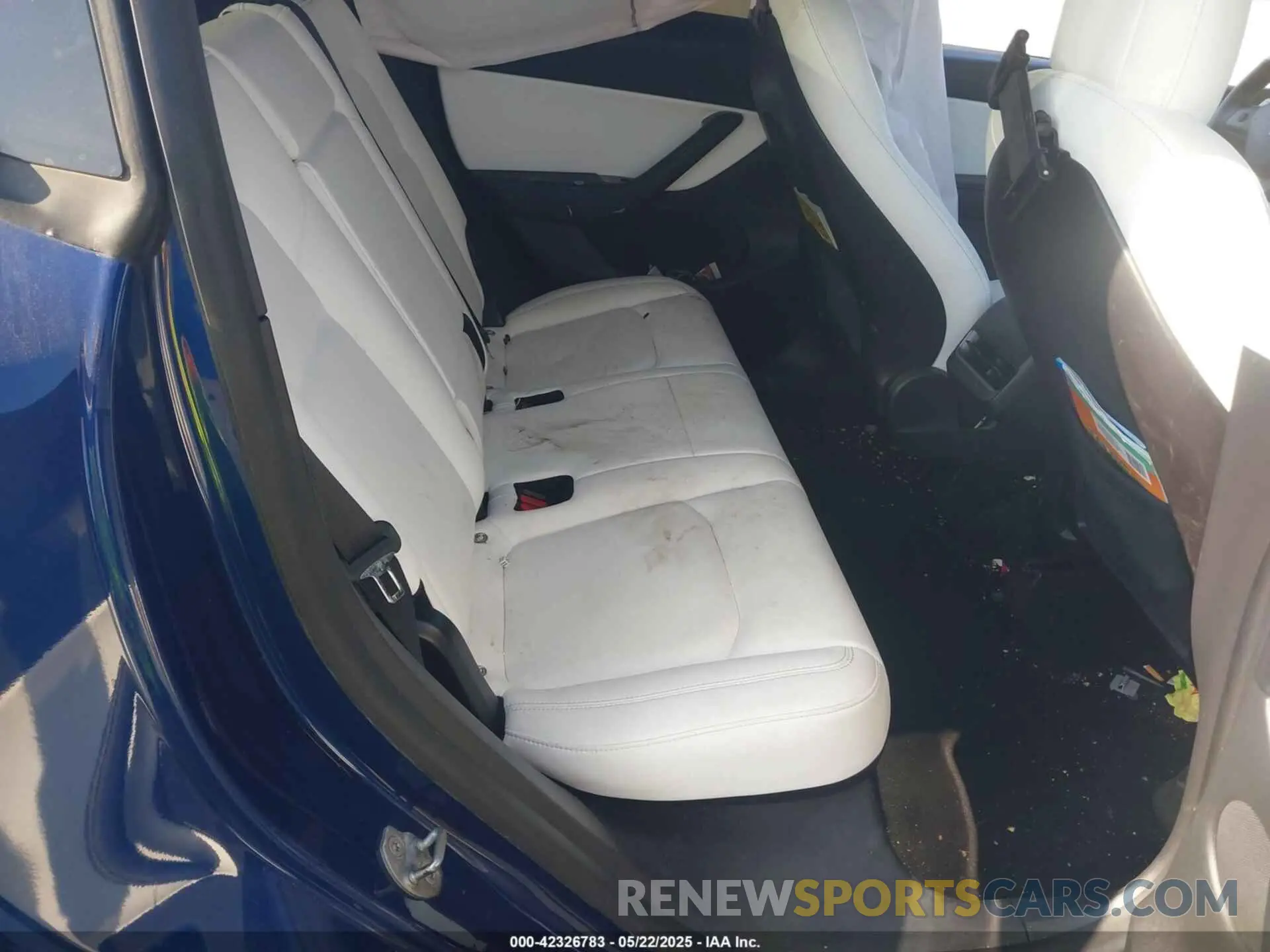 8 Photograph of a damaged car 5YJYGDEE6LF027400 TESLA MODEL Y 2020