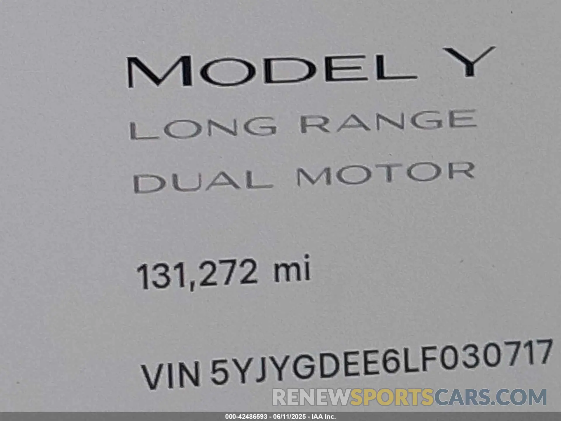 16 Photograph of a damaged car 5YJYGDEE6LF030717 TESLA MODEL Y 2020
