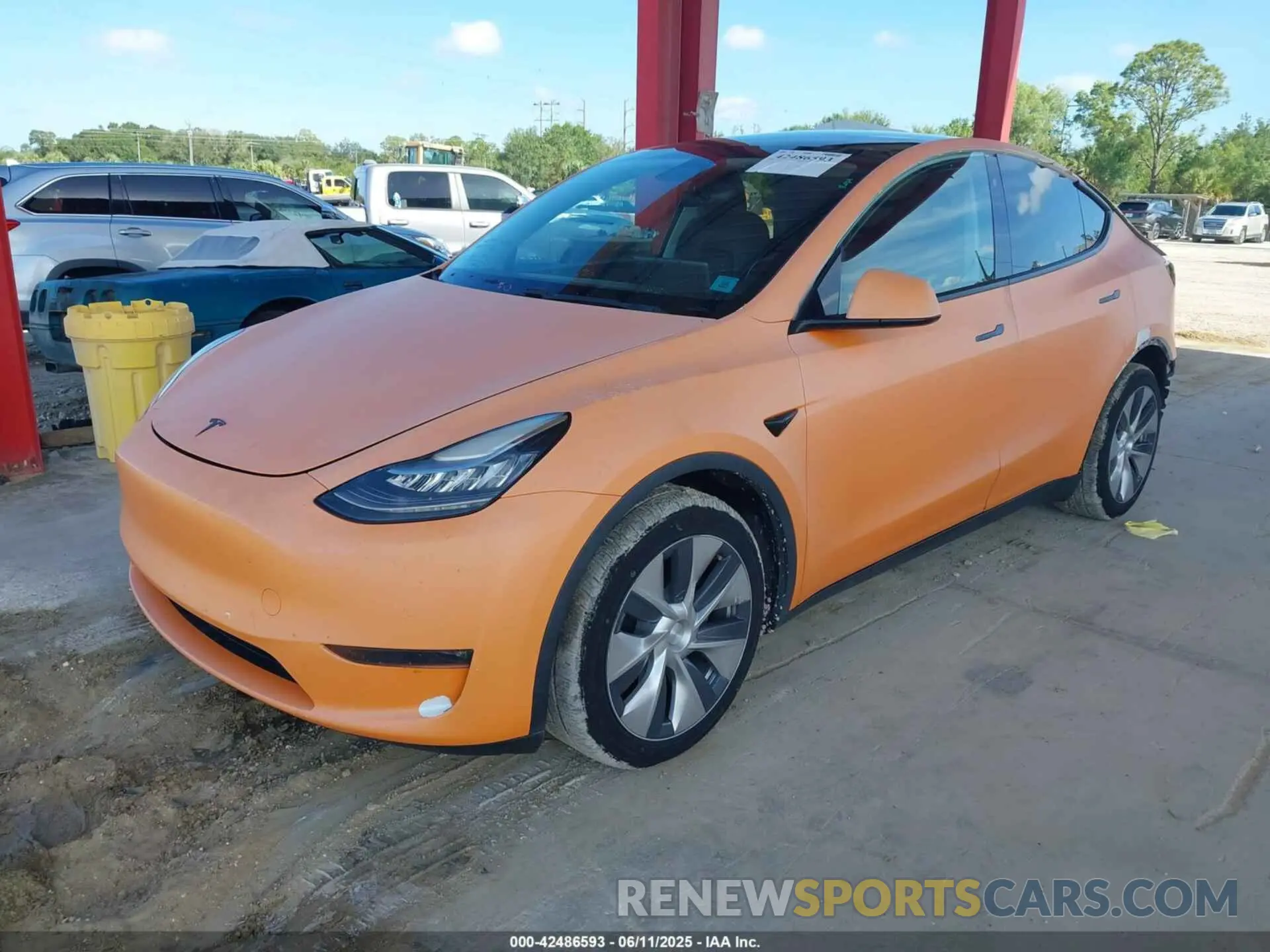 2 Photograph of a damaged car 5YJYGDEE6LF030717 TESLA MODEL Y 2020