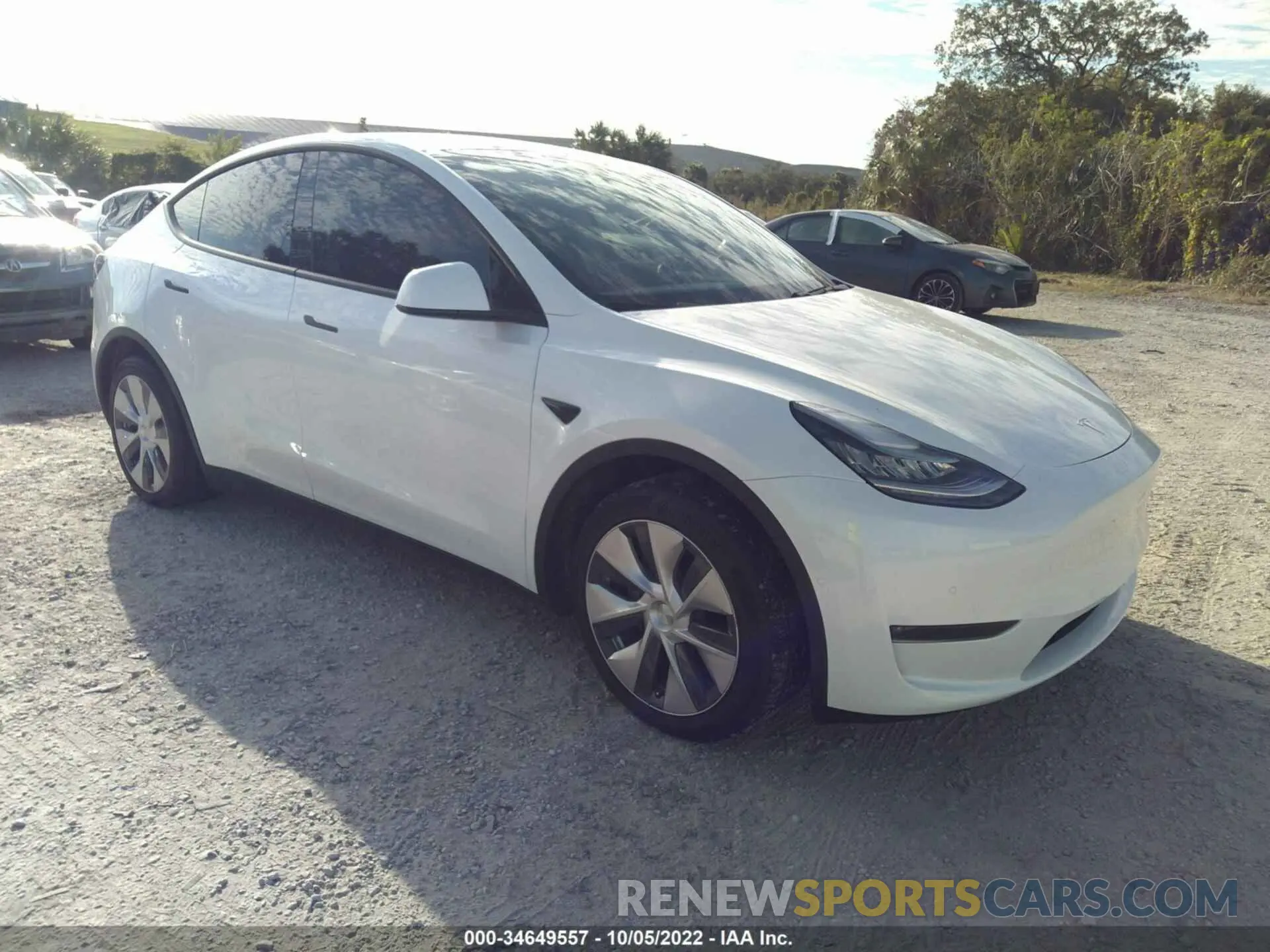 1 Photograph of a damaged car 5YJYGDEE6LF035092 TESLA MODEL Y 2020