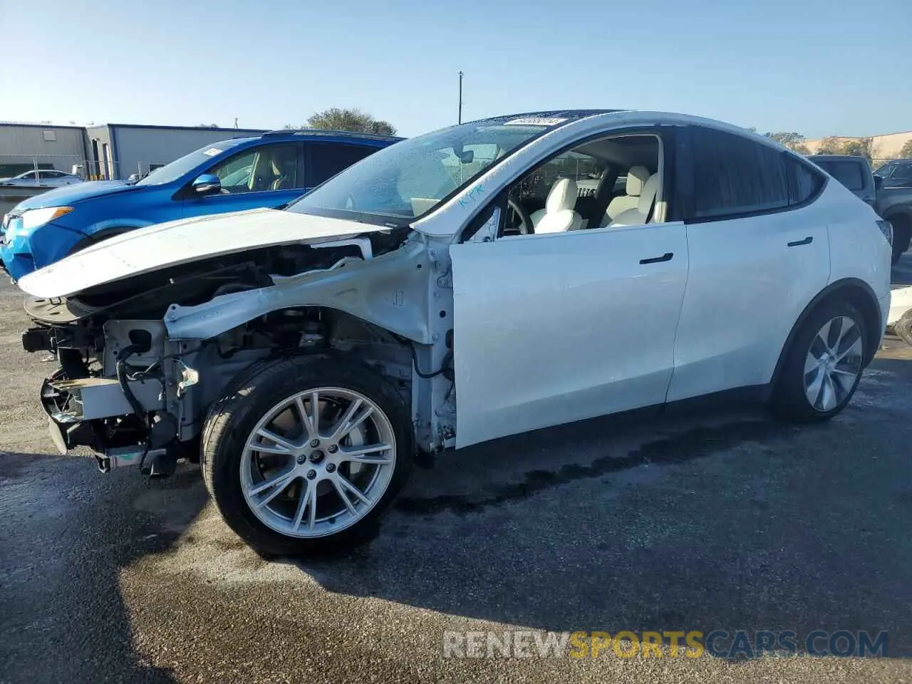 1 Фотография поврежденного автомобиля 5YJYGDEE7LF020598 TESLA MODEL Y 2020