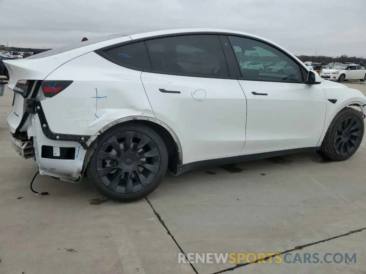 3 Фотография поврежденного автомобиля 5YJYGDEE7LF037420 TESLA MODEL Y 2020