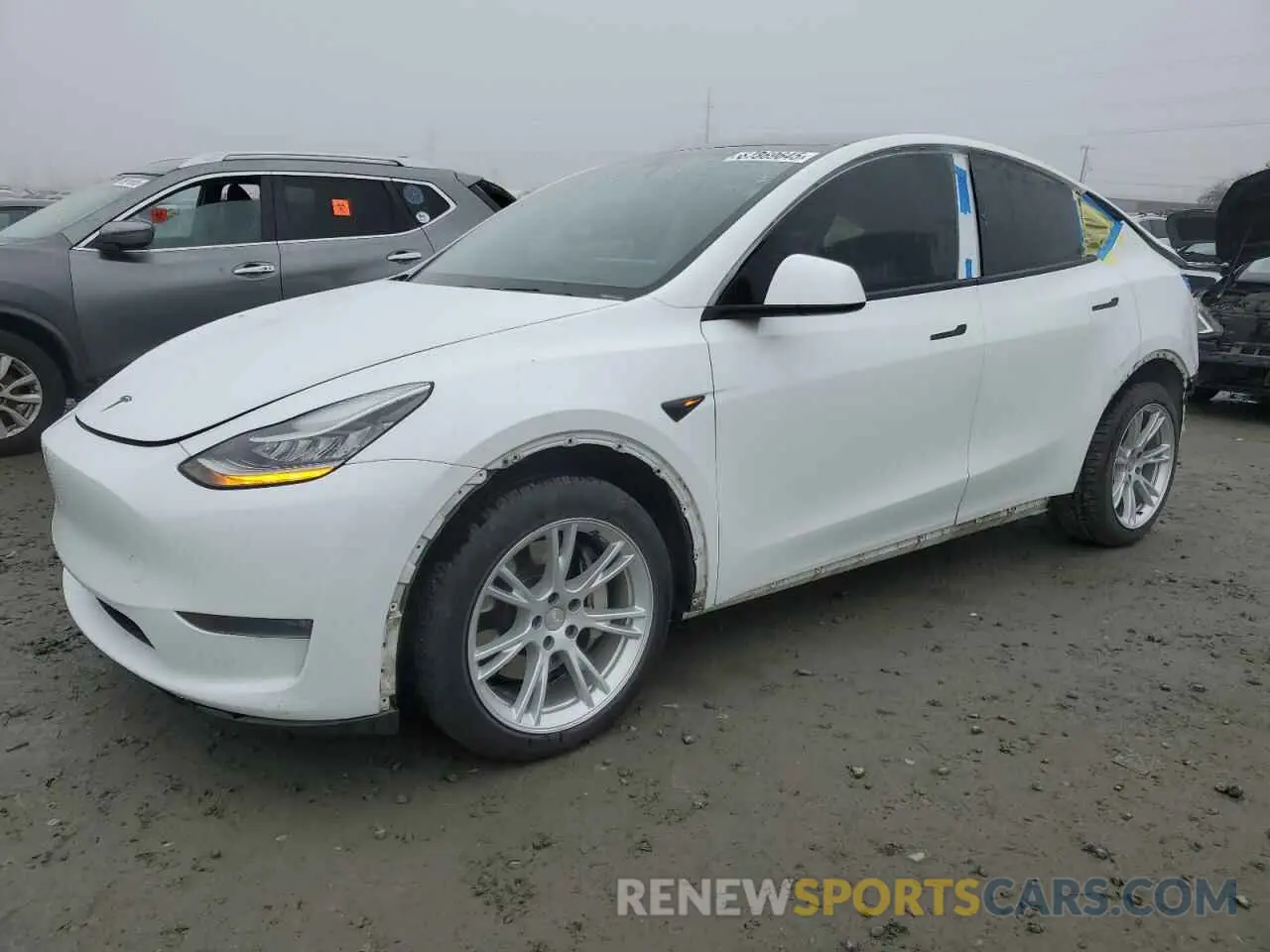 1 Photograph of a damaged car 5YJYGDEE7LF043301 TESLA MODEL Y 2020