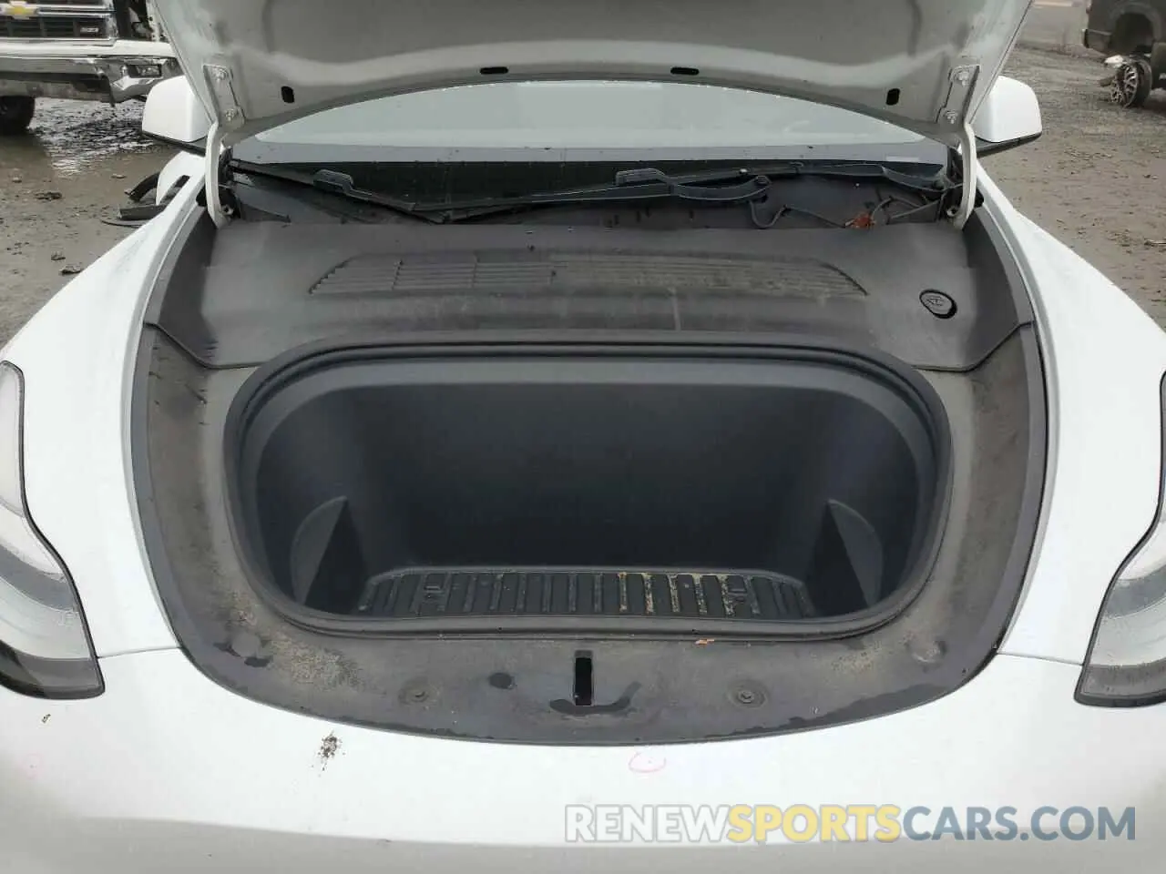 12 Photograph of a damaged car 5YJYGDEE7LF043301 TESLA MODEL Y 2020