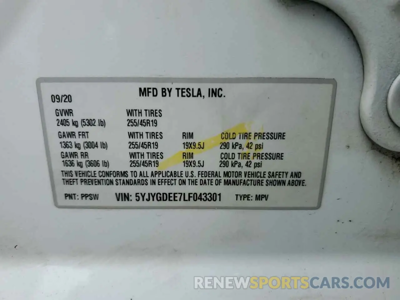 13 Photograph of a damaged car 5YJYGDEE7LF043301 TESLA MODEL Y 2020