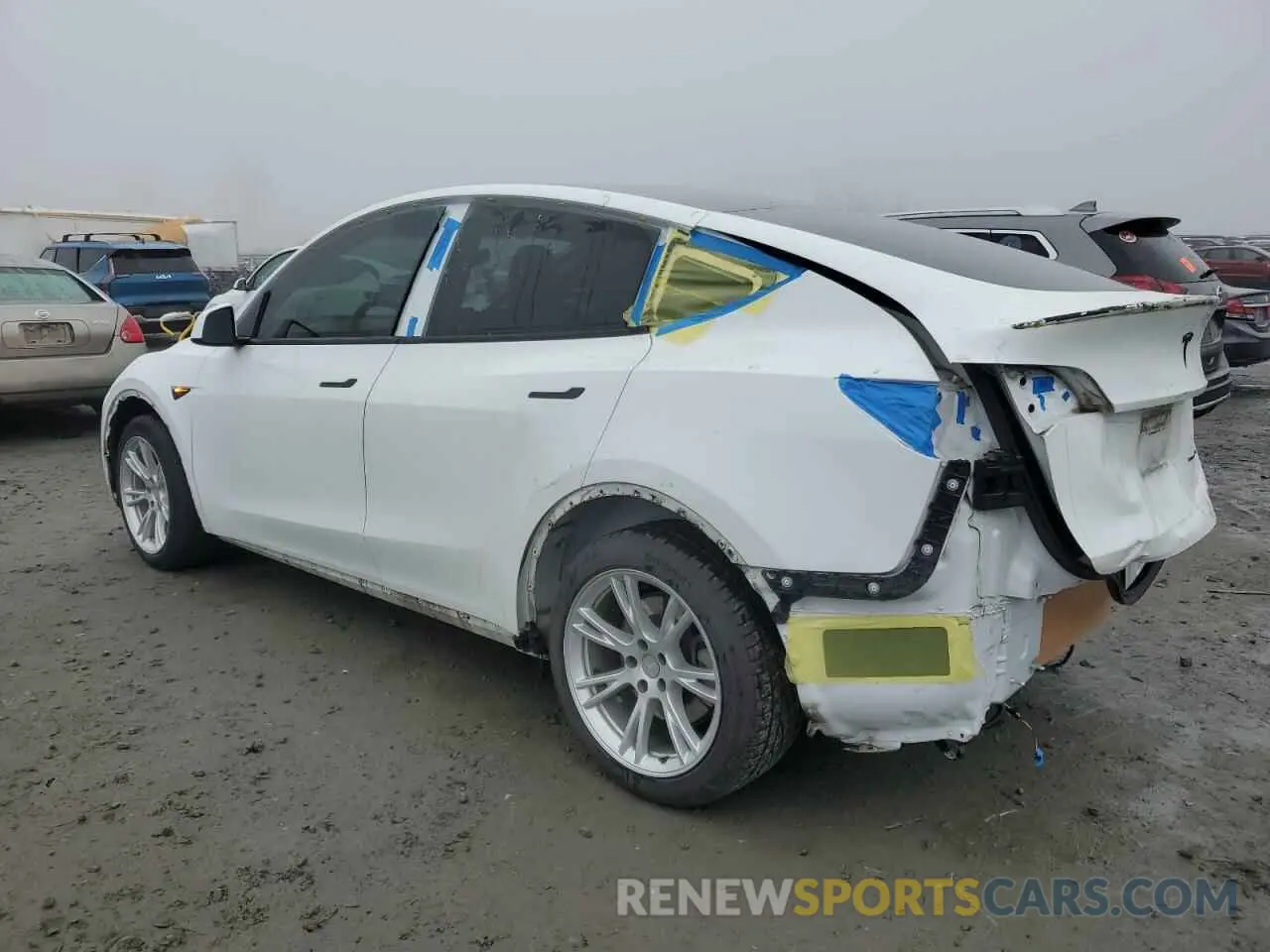 2 Photograph of a damaged car 5YJYGDEE7LF043301 TESLA MODEL Y 2020