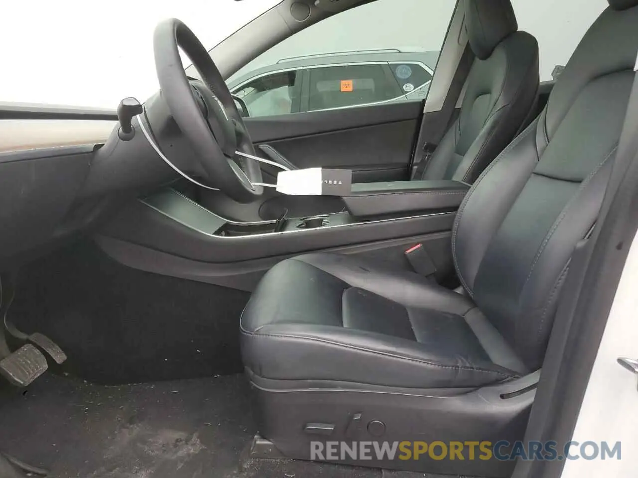 7 Photograph of a damaged car 5YJYGDEE7LF043301 TESLA MODEL Y 2020
