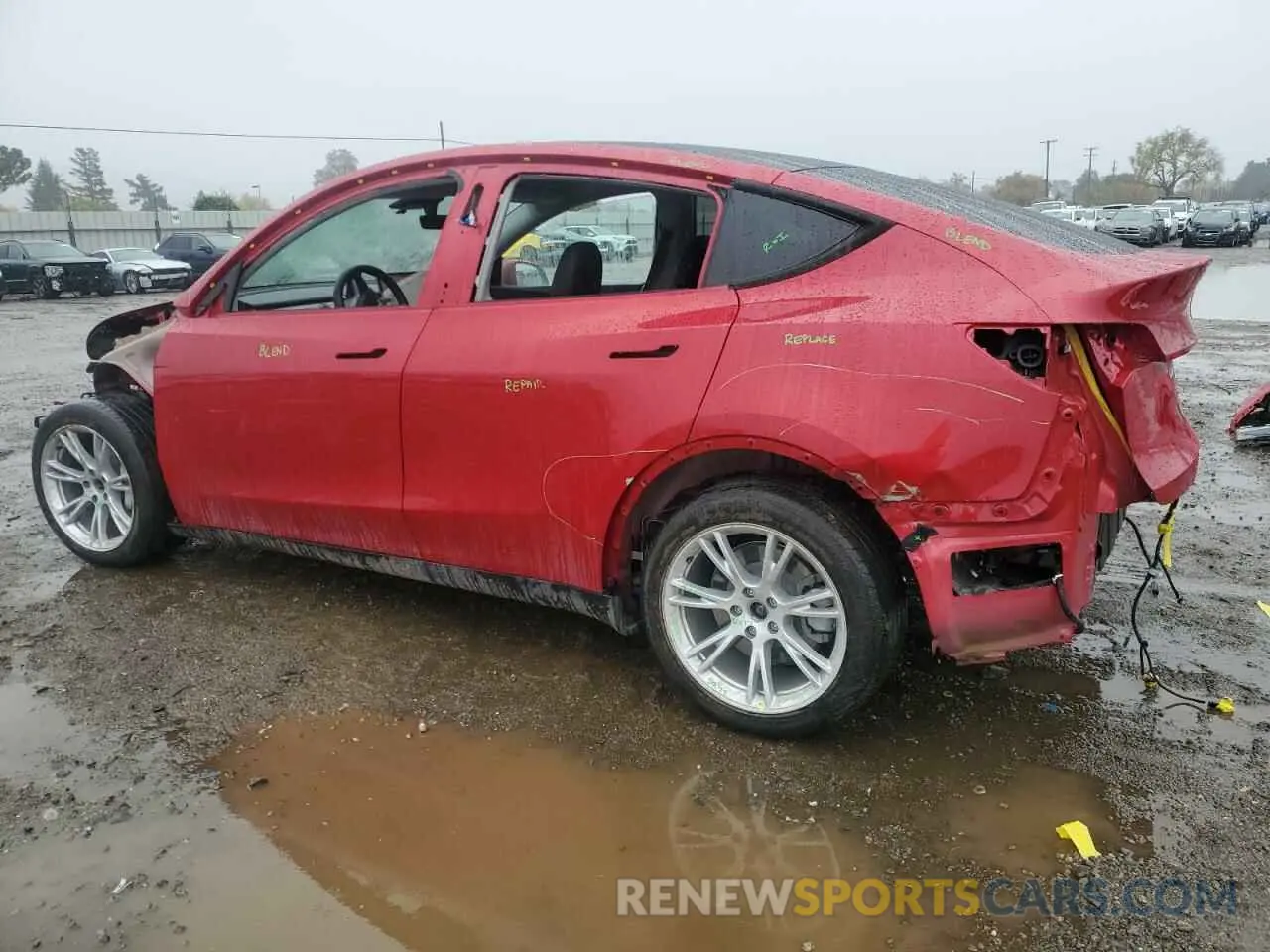 2 Фотография поврежденного автомобиля 5YJYGDEE7LF043833 TESLA MODEL Y 2020
