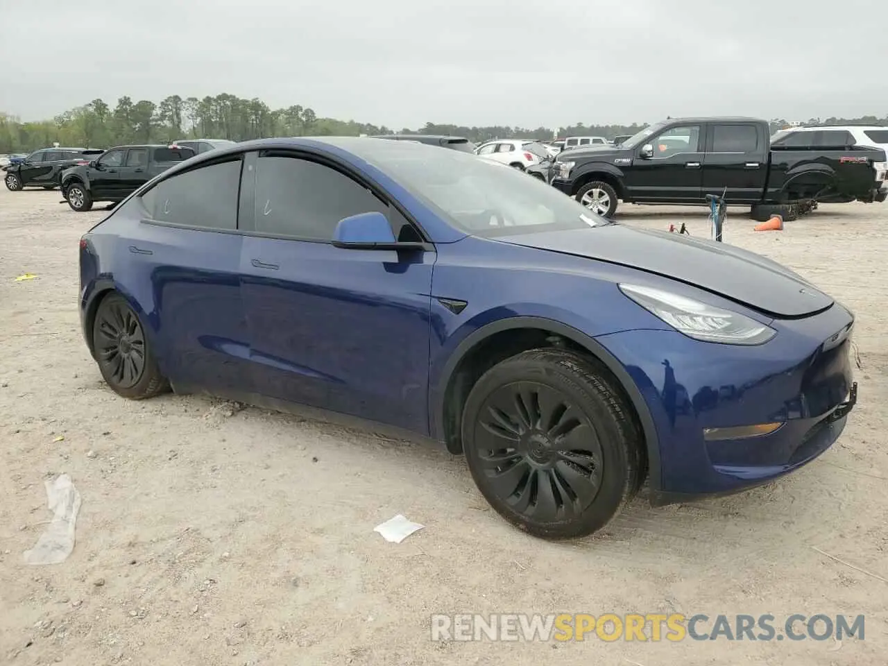 4 Photograph of a damaged car 5YJYGDEE7LF057909 TESLA MODEL Y 2020