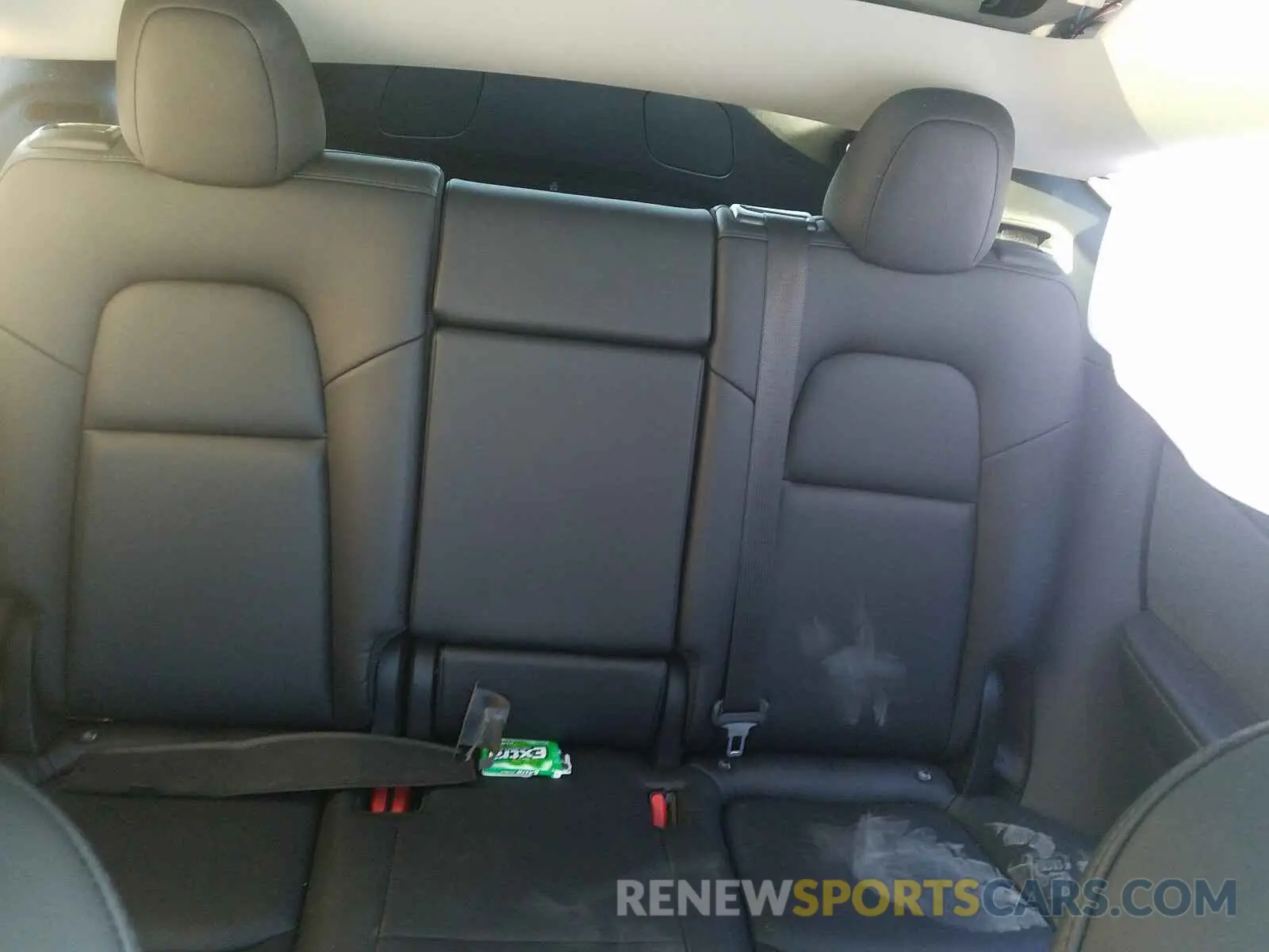 6 Photograph of a damaged car 5YJYGDEE8LF006144 TESLA MODEL Y 2020