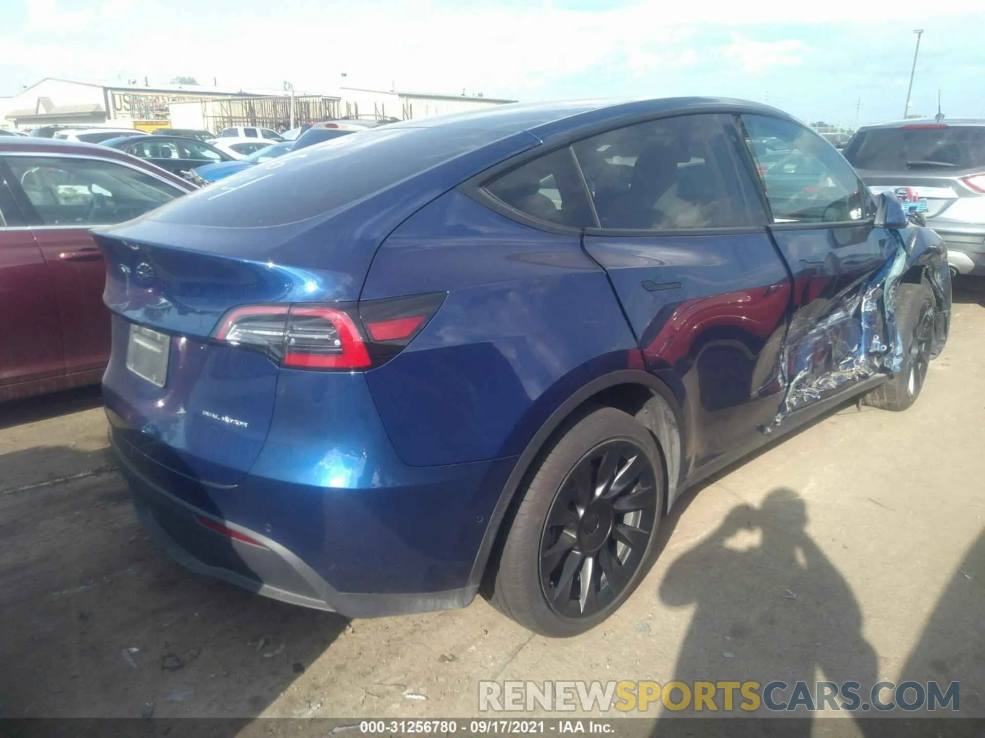 4 Photograph of a damaged car 5YJYGDEE8LF021484 TESLA MODEL Y 2020