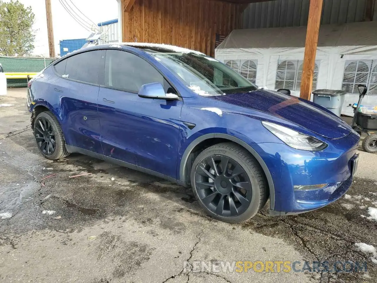 4 Фотография поврежденного автомобиля 5YJYGDEE8LF029553 TESLA MODEL Y 2020