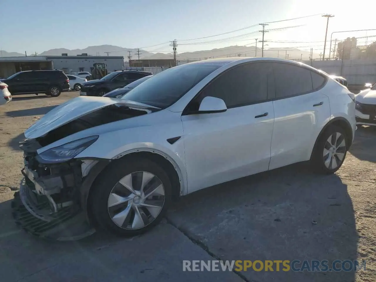 1 Фотография поврежденного автомобиля 5YJYGDEE8LF051004 TESLA MODEL Y 2020