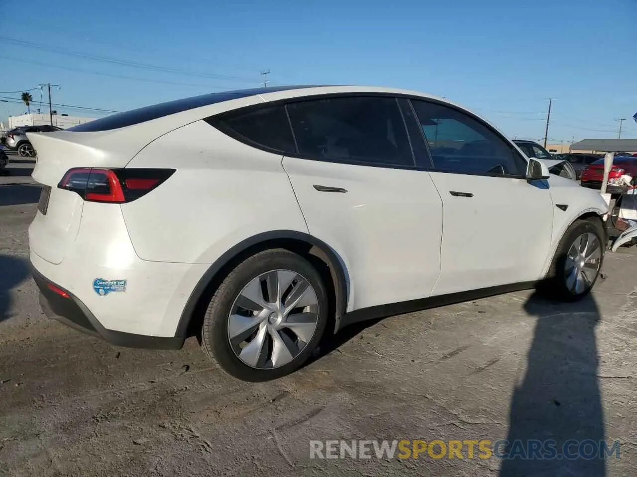 3 Фотография поврежденного автомобиля 5YJYGDEE8LF051004 TESLA MODEL Y 2020