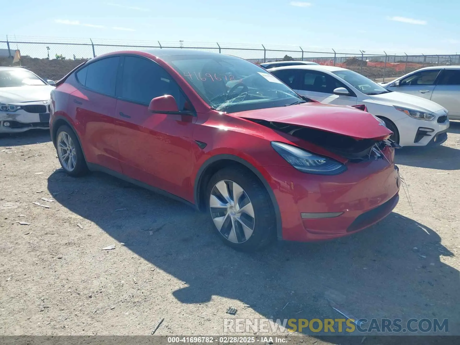 1 Фотография поврежденного автомобиля 5YJYGDEE9LF009523 TESLA MODEL Y 2020
