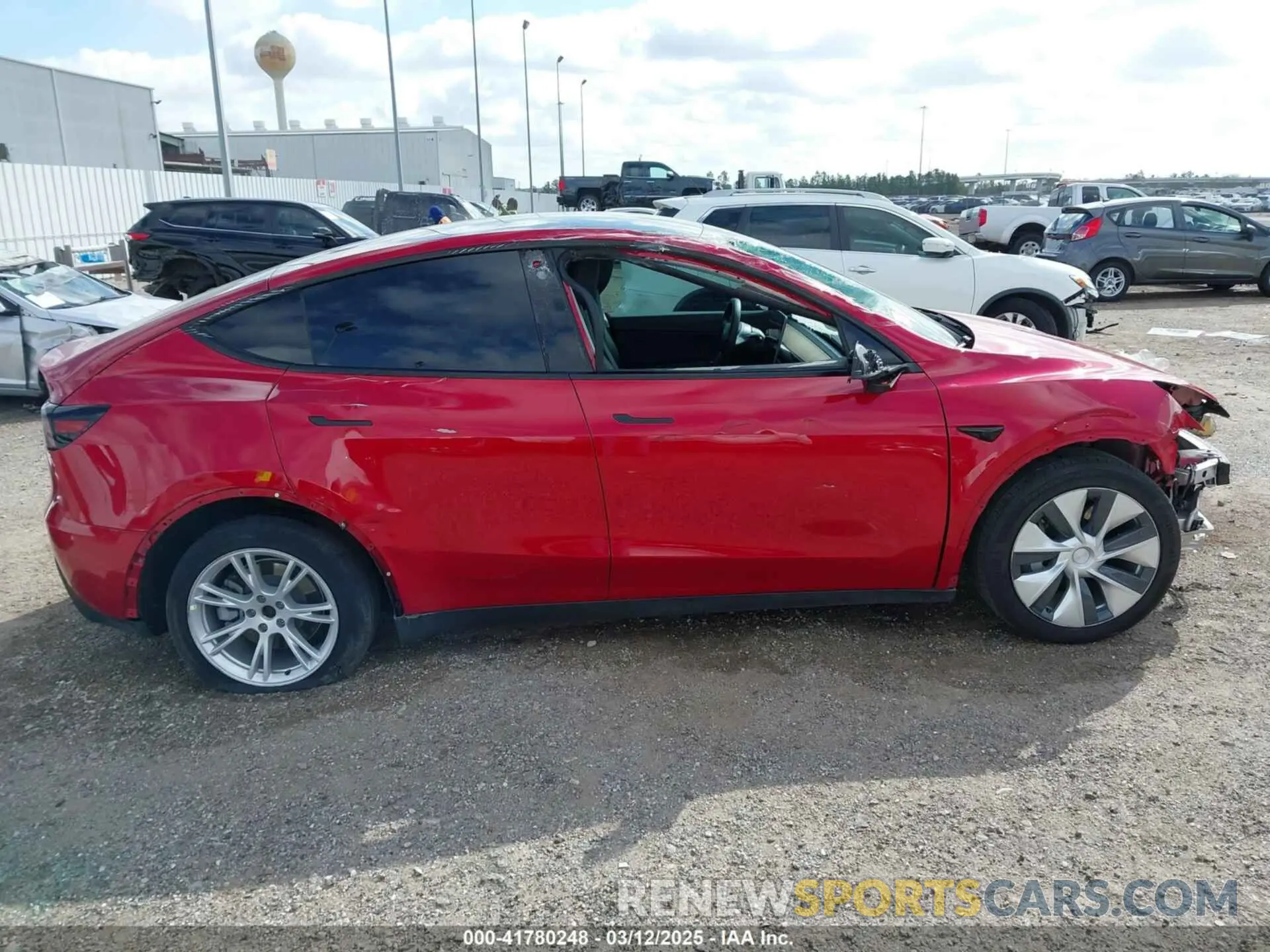14 Photograph of a damaged car 5YJYGDEE9LF009957 TESLA MODEL Y 2020