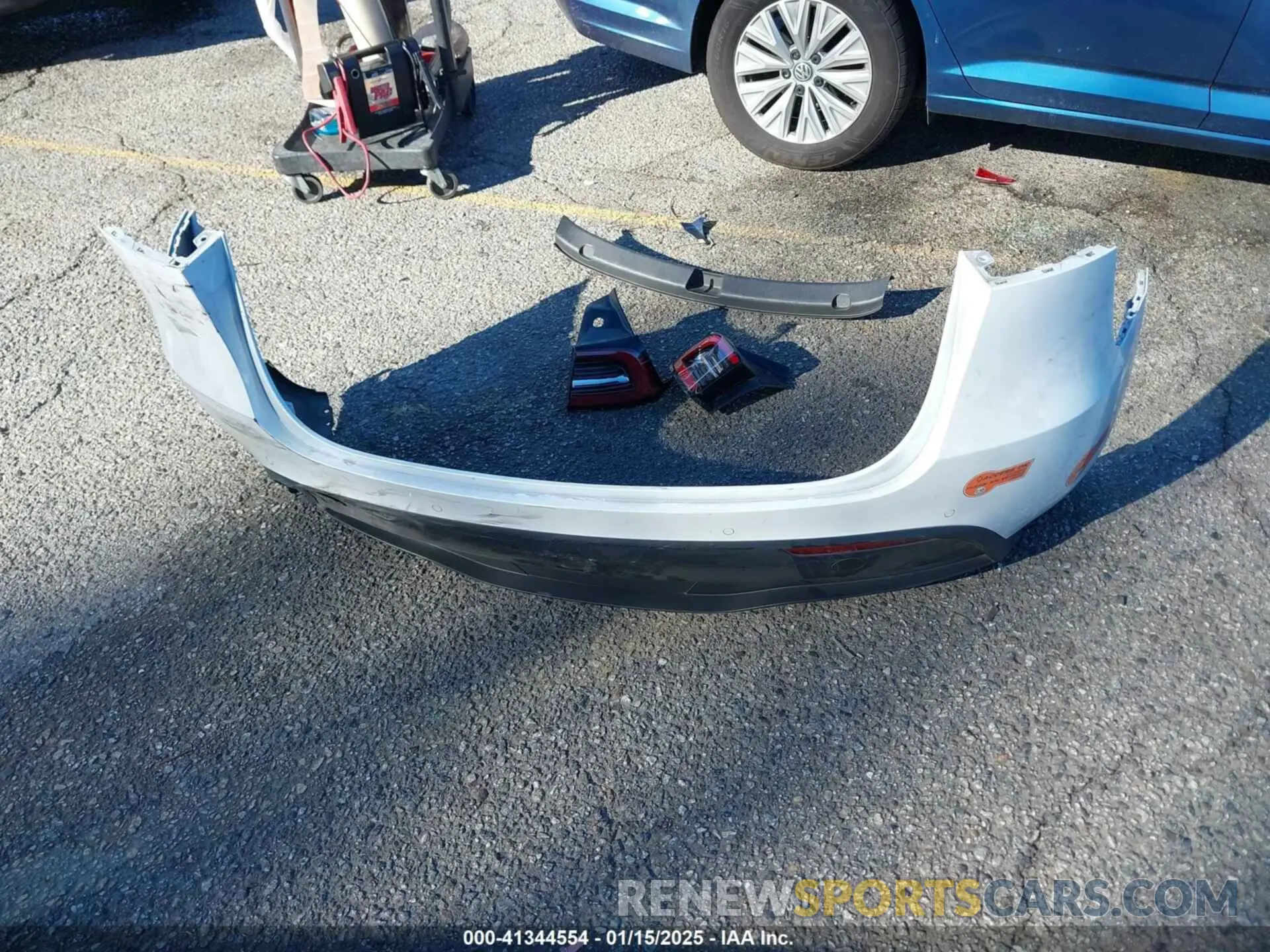 12 Photograph of a damaged car 5YJYGDEE9LF013636 TESLA MODEL Y 2020