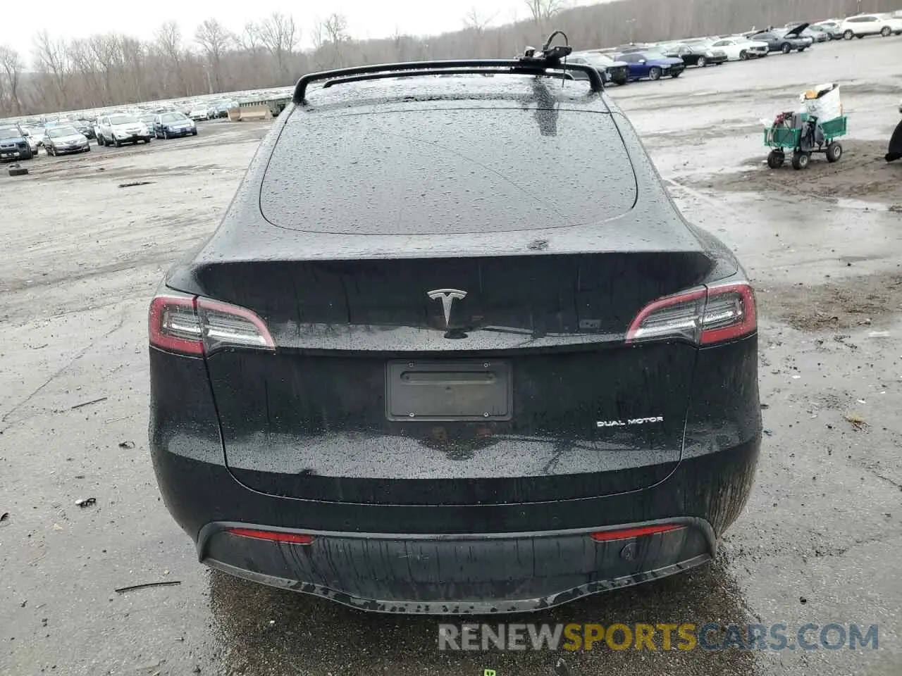 6 Photograph of a damaged car 5YJYGDEE9LF017234 TESLA MODEL Y 2020