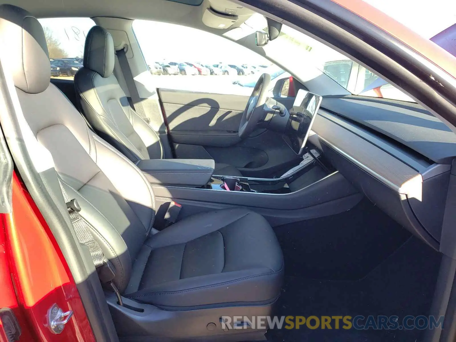 5 Photograph of a damaged car 5YJYGDEE9LF048760 TESLA MODEL Y 2020