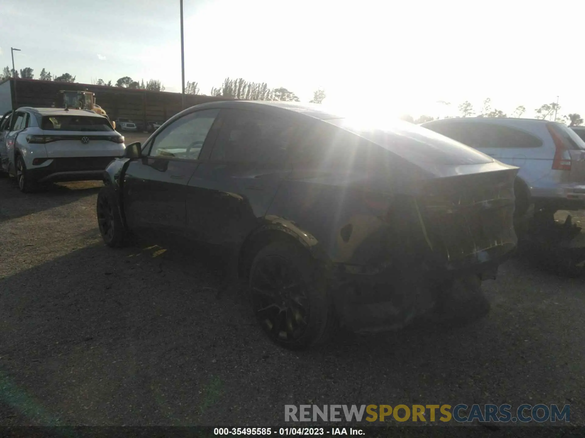 3 Photograph of a damaged car 5YJYGDEE9LF059239 TESLA MODEL Y 2020