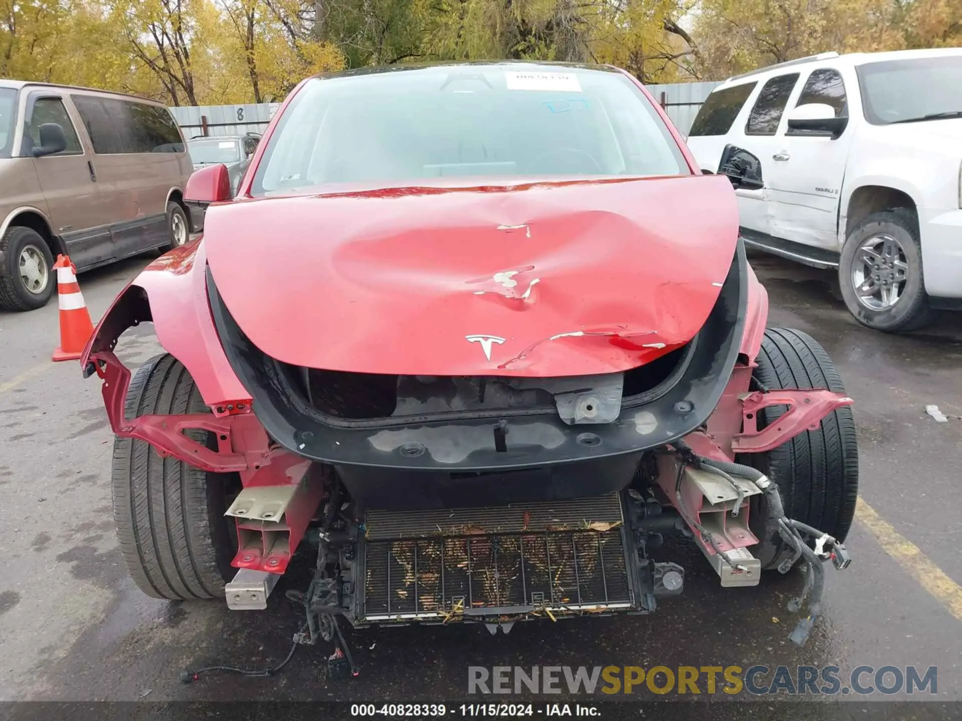 13 Фотография поврежденного автомобиля 5YJYGDEEXLF030364 TESLA MODEL Y 2020