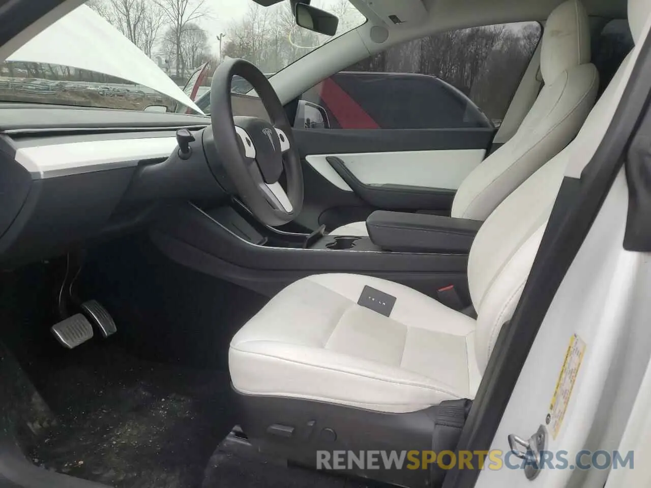 7 Photograph of a damaged car 5YJYGDEEXLF032843 TESLA MODEL Y 2020