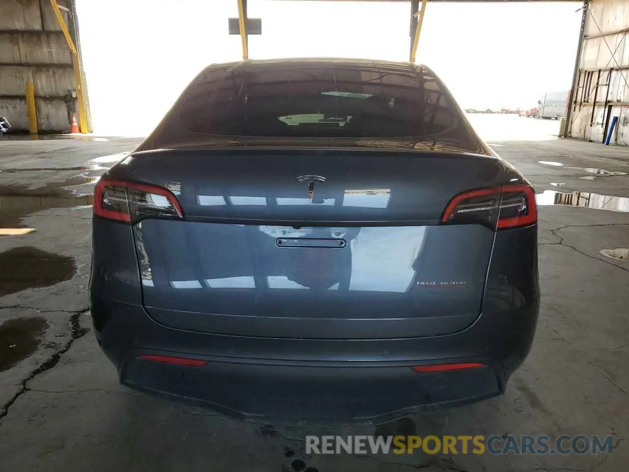 6 Photograph of a damaged car 5YJYGDEF1LF038555 TESLA MODEL Y 2020