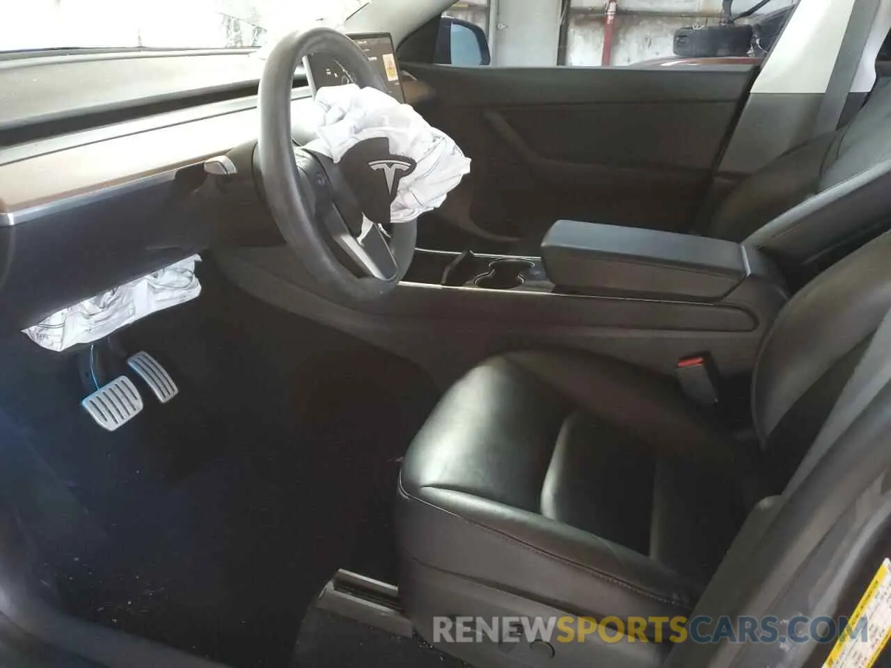 7 Photograph of a damaged car 5YJYGDEF1LF038555 TESLA MODEL Y 2020