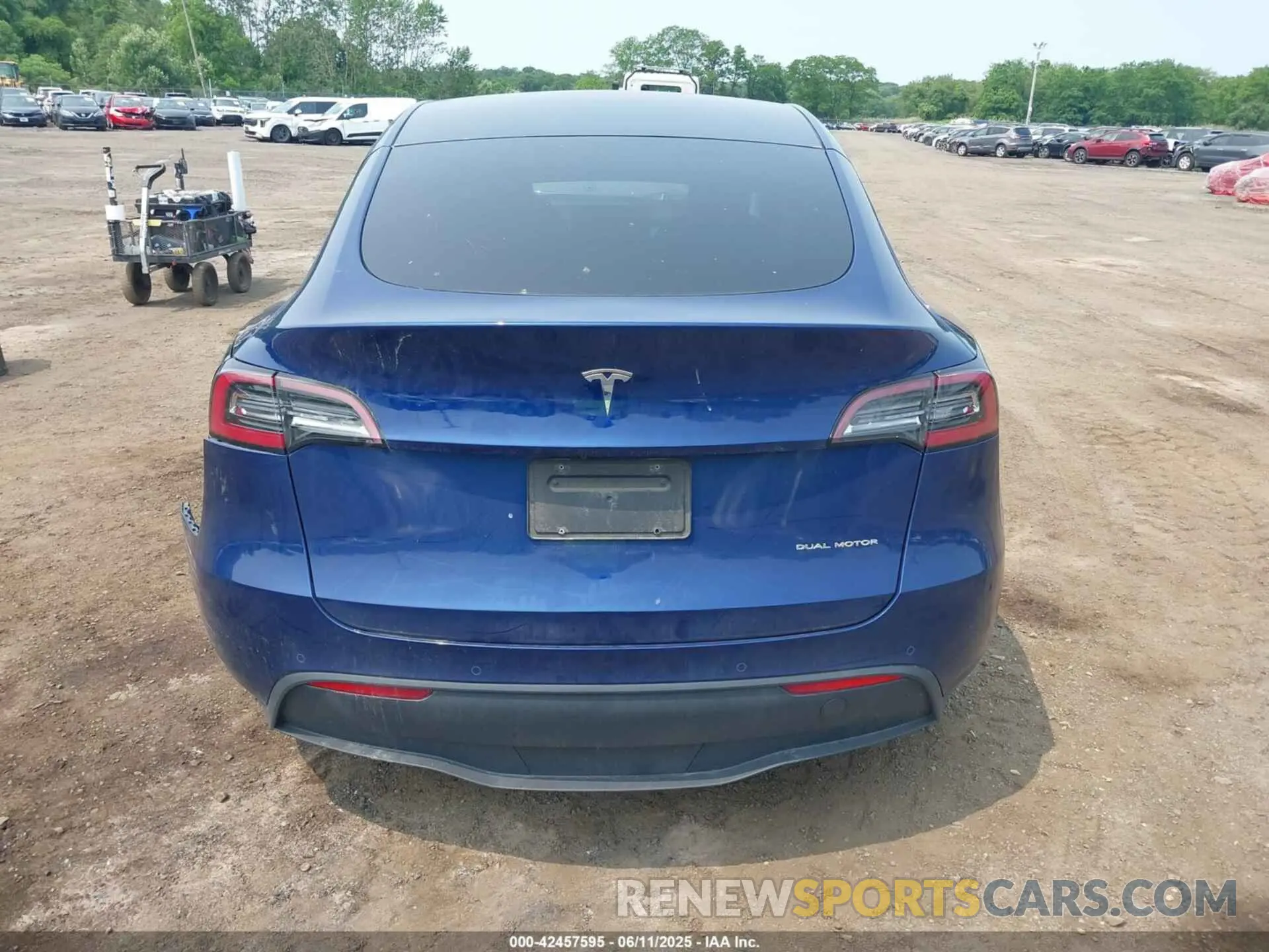 16 Фотография поврежденного автомобиля 5YJYGDEF3LF005685 TESLA MODEL Y 2020