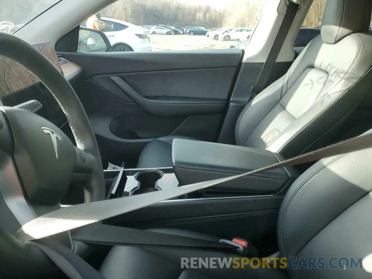 7 Photograph of a damaged car 5YJYGDEF4LF003105 TESLA MODEL Y 2020