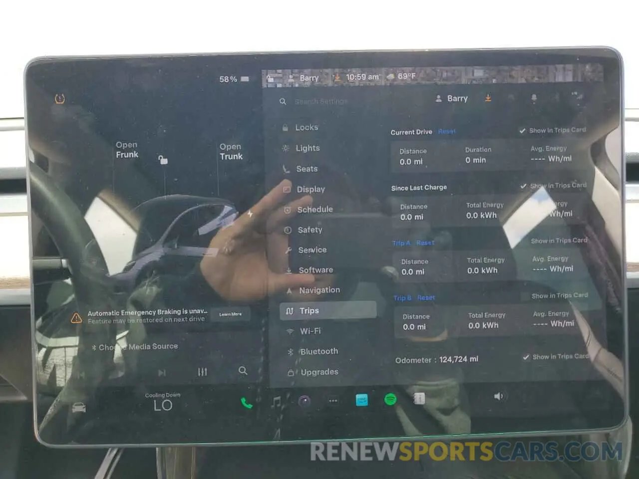 9 Photograph of a damaged car 5YJYGDEF4LF011396 TESLA MODEL Y 2020