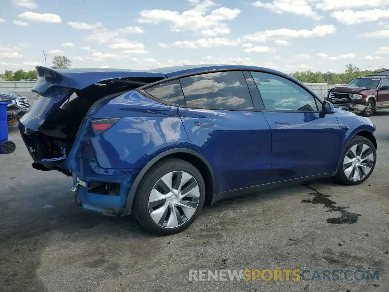 3 Фотография поврежденного автомобиля 5YJYGDEF5LF037702 TESLA MODEL Y 2020