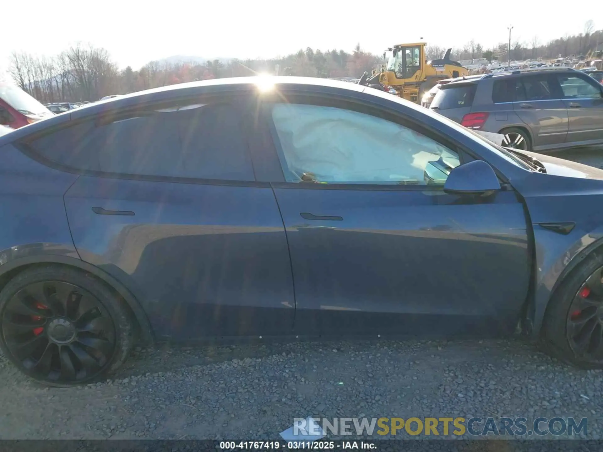 13 Photograph of a damaged car 5YJYGDEF8LF001471 TESLA MODEL Y 2020