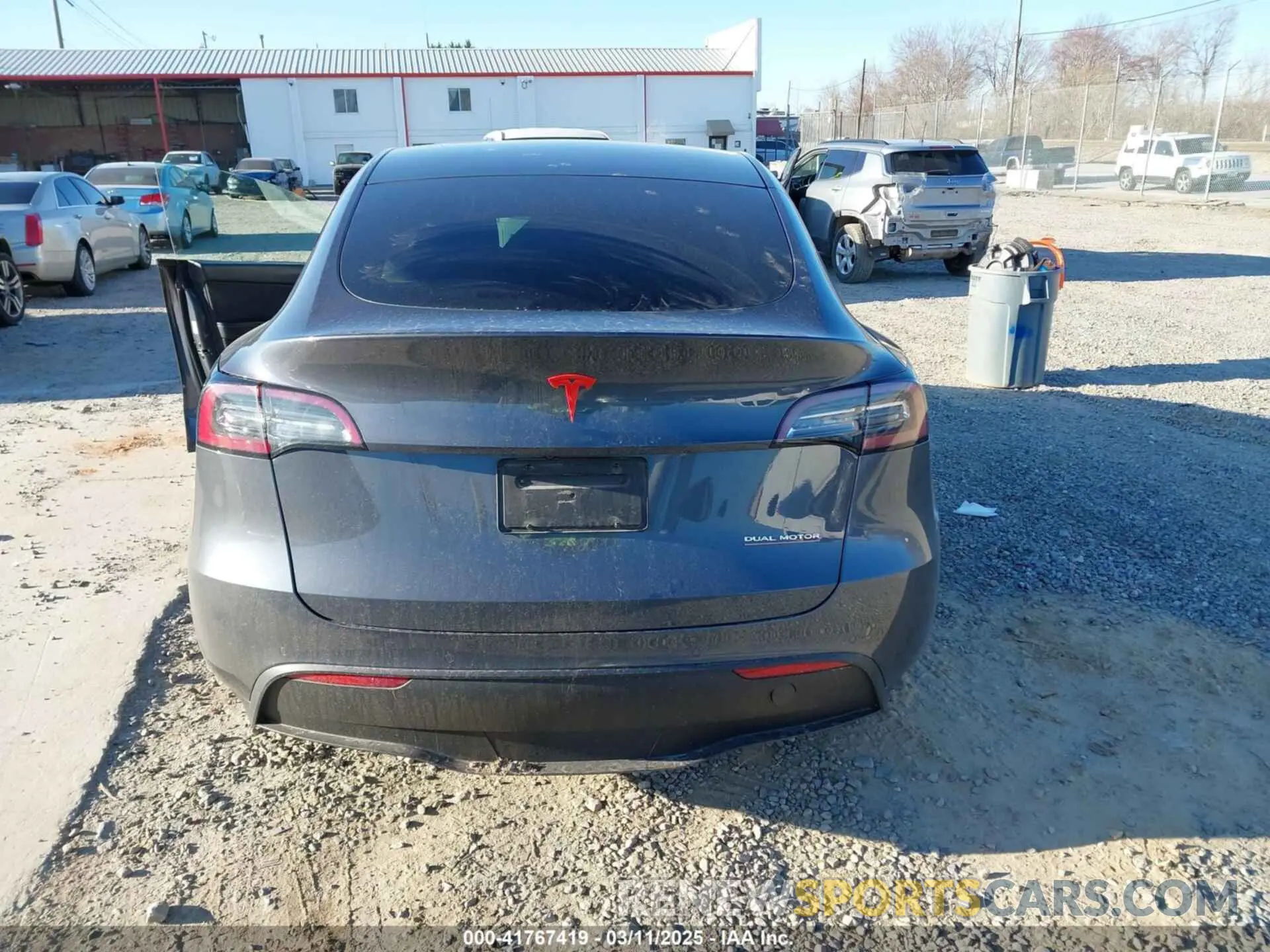 16 Photograph of a damaged car 5YJYGDEF8LF001471 TESLA MODEL Y 2020