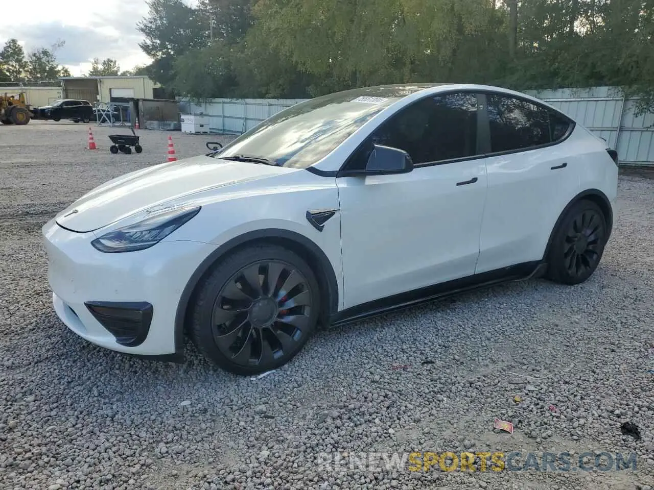 1 Photograph of a damaged car 5YJYGDEF8LF039587 TESLA MODEL Y 2020