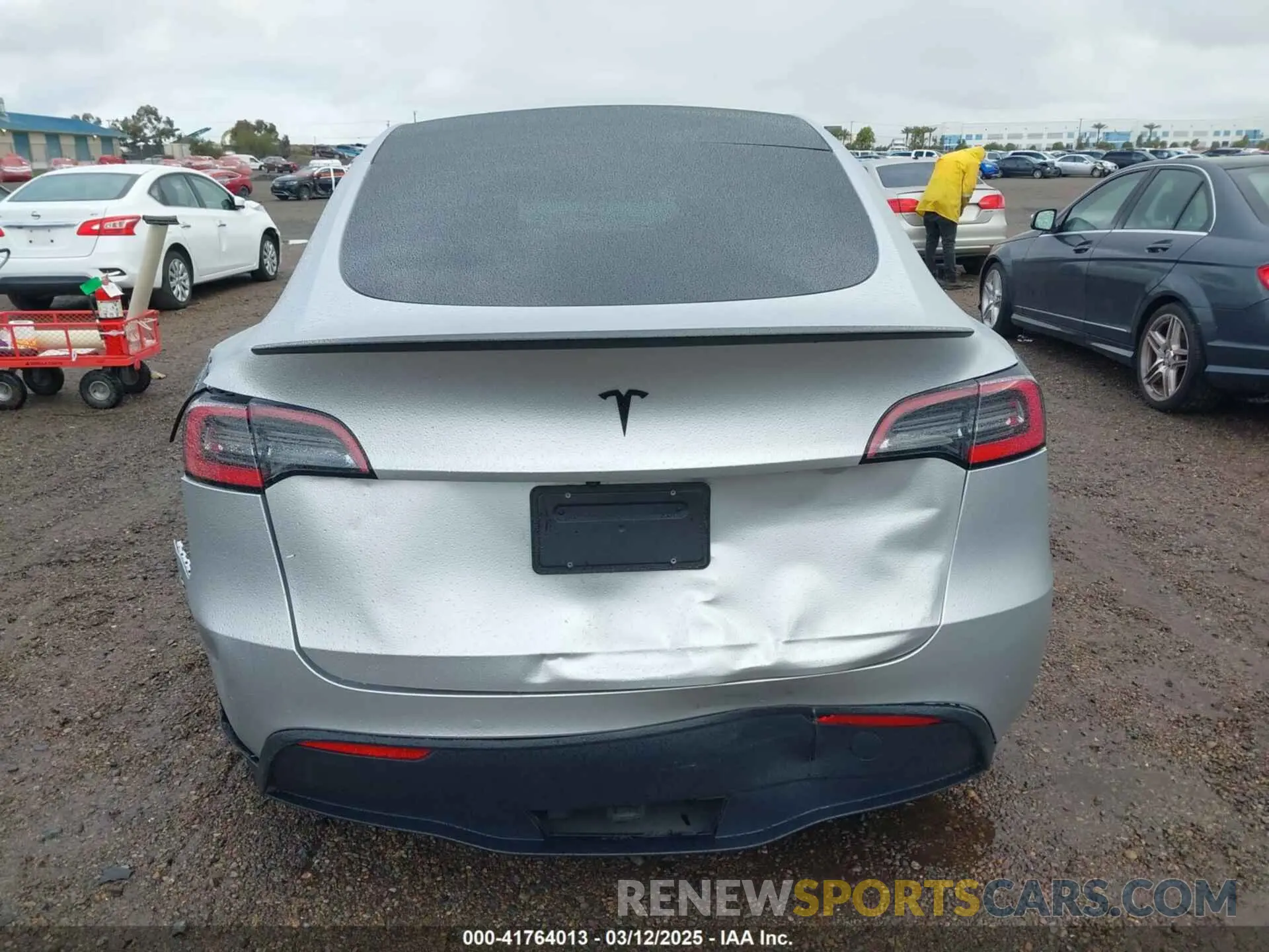 16 Фотография поврежденного автомобиля 5YJYGDEF9LF038500 TESLA MODEL Y 2020