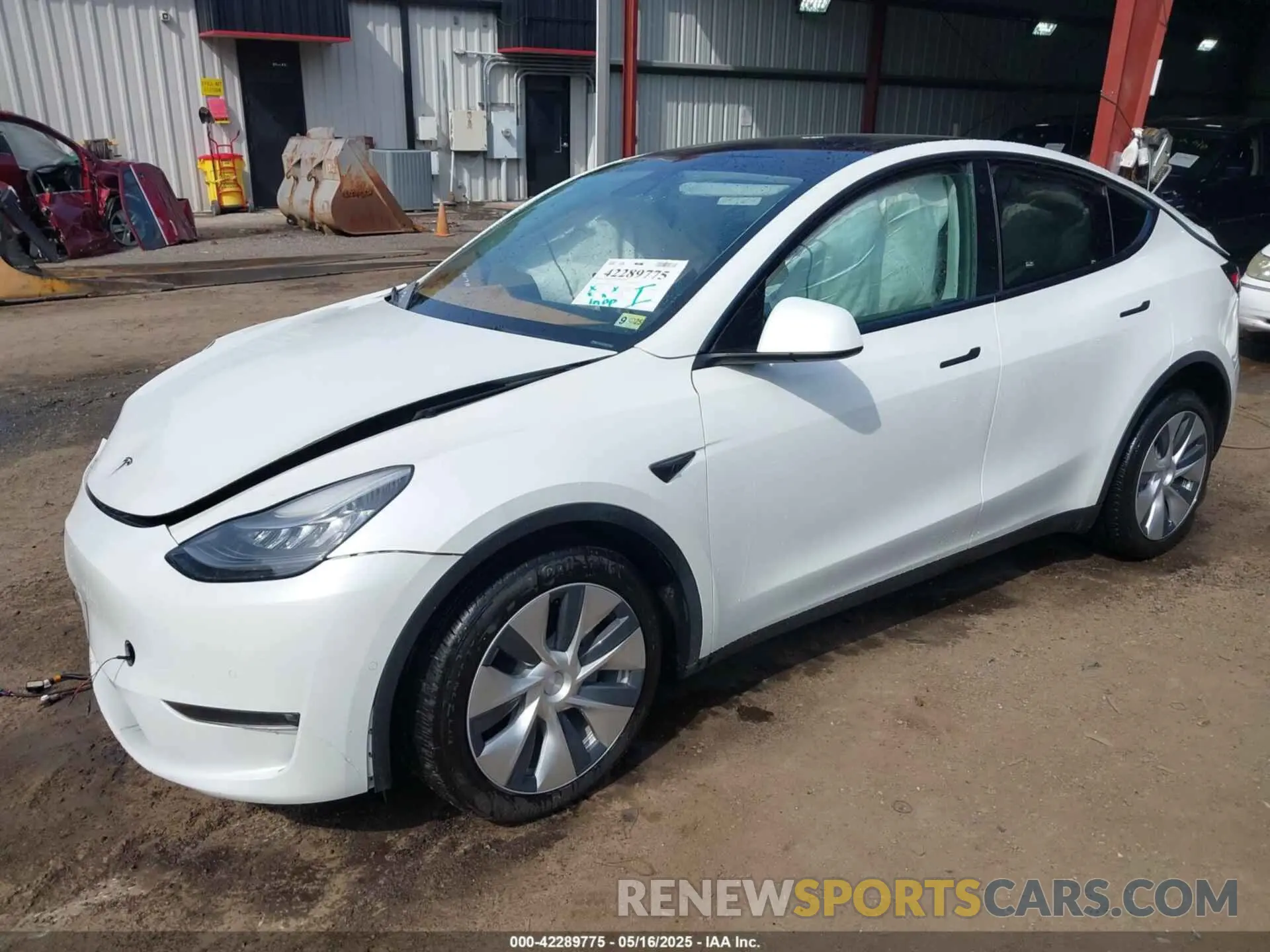 2 Фотография поврежденного автомобиля 5YJYGAED8MF173496 TESLA MODEL Y 2021