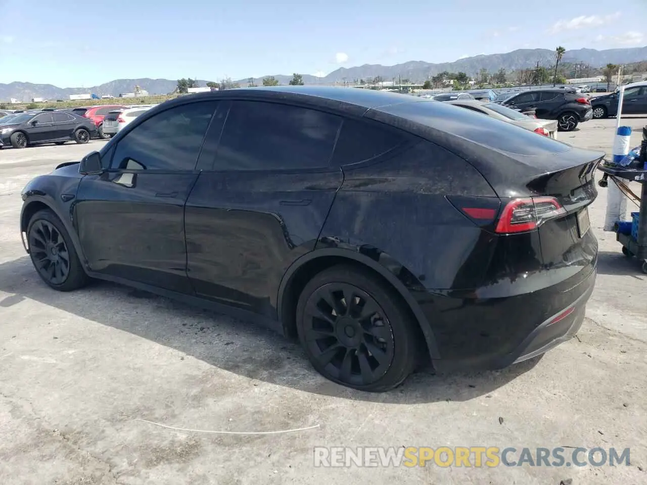 2 Фотография поврежденного автомобиля 5YJYGAEE0MF203308 TESLA MODEL Y 2021