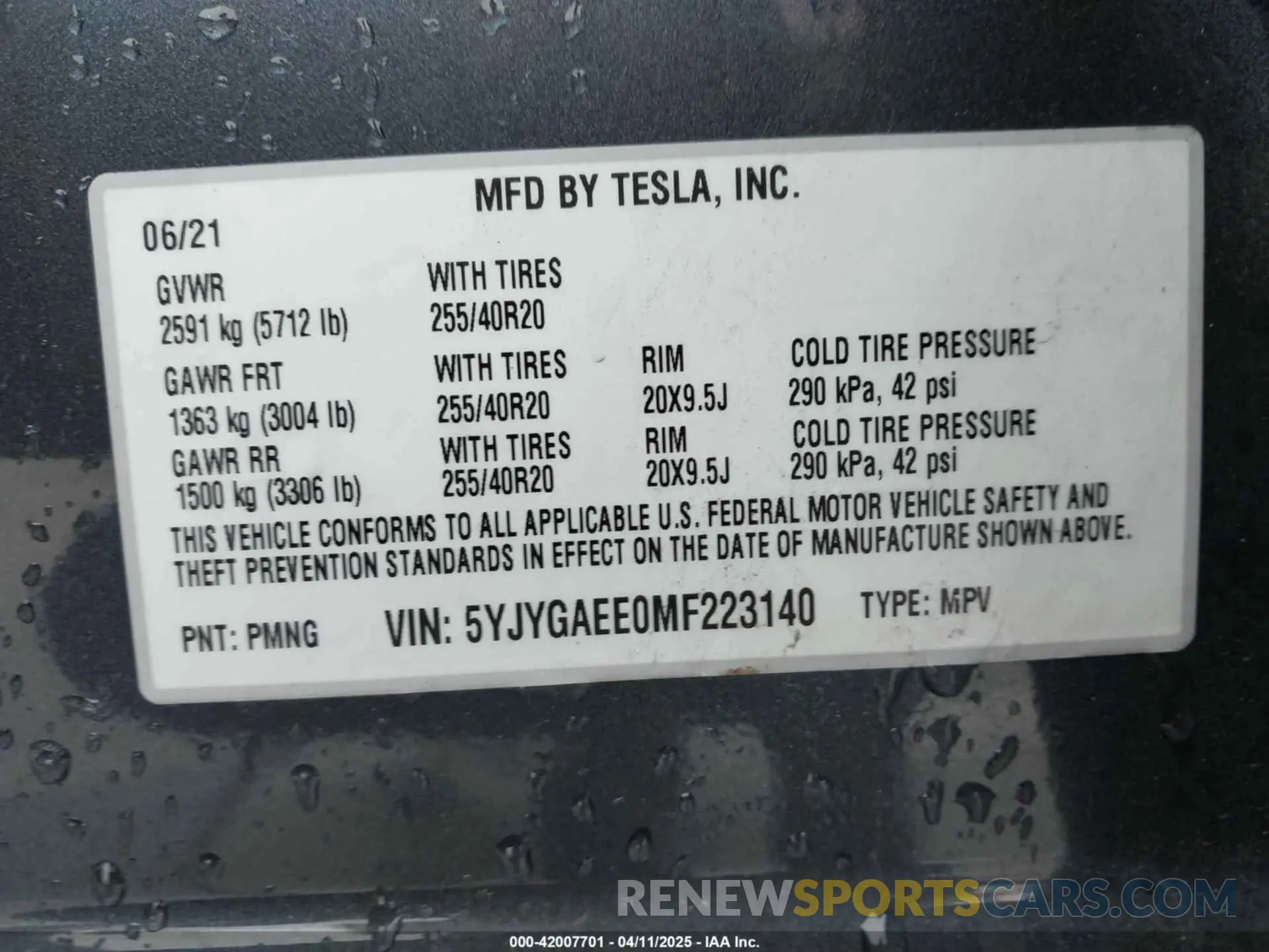 9 Photograph of a damaged car 5YJYGAEE0MF223140 TESLA MODEL Y 2021