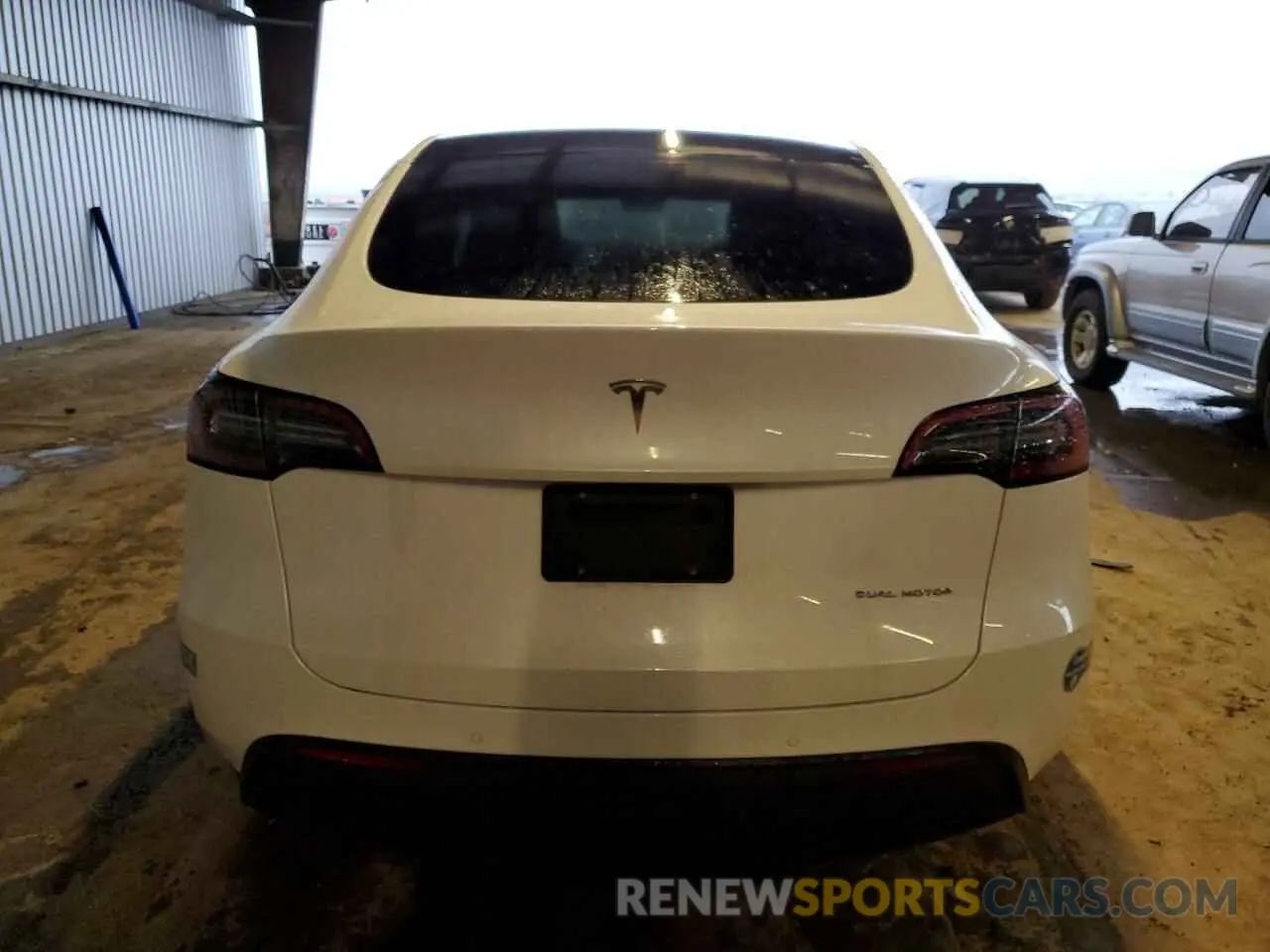 6 Photograph of a damaged car 5YJYGAEE0MF223185 TESLA MODEL Y 2021