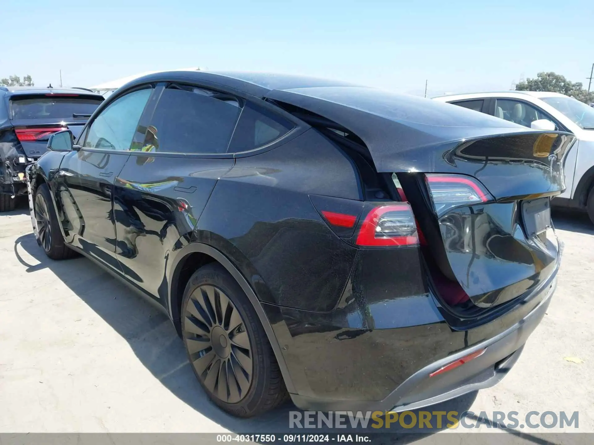 3 Фотография поврежденного автомобиля 5YJYGAEE0MF299487 TESLA MODEL Y 2021
