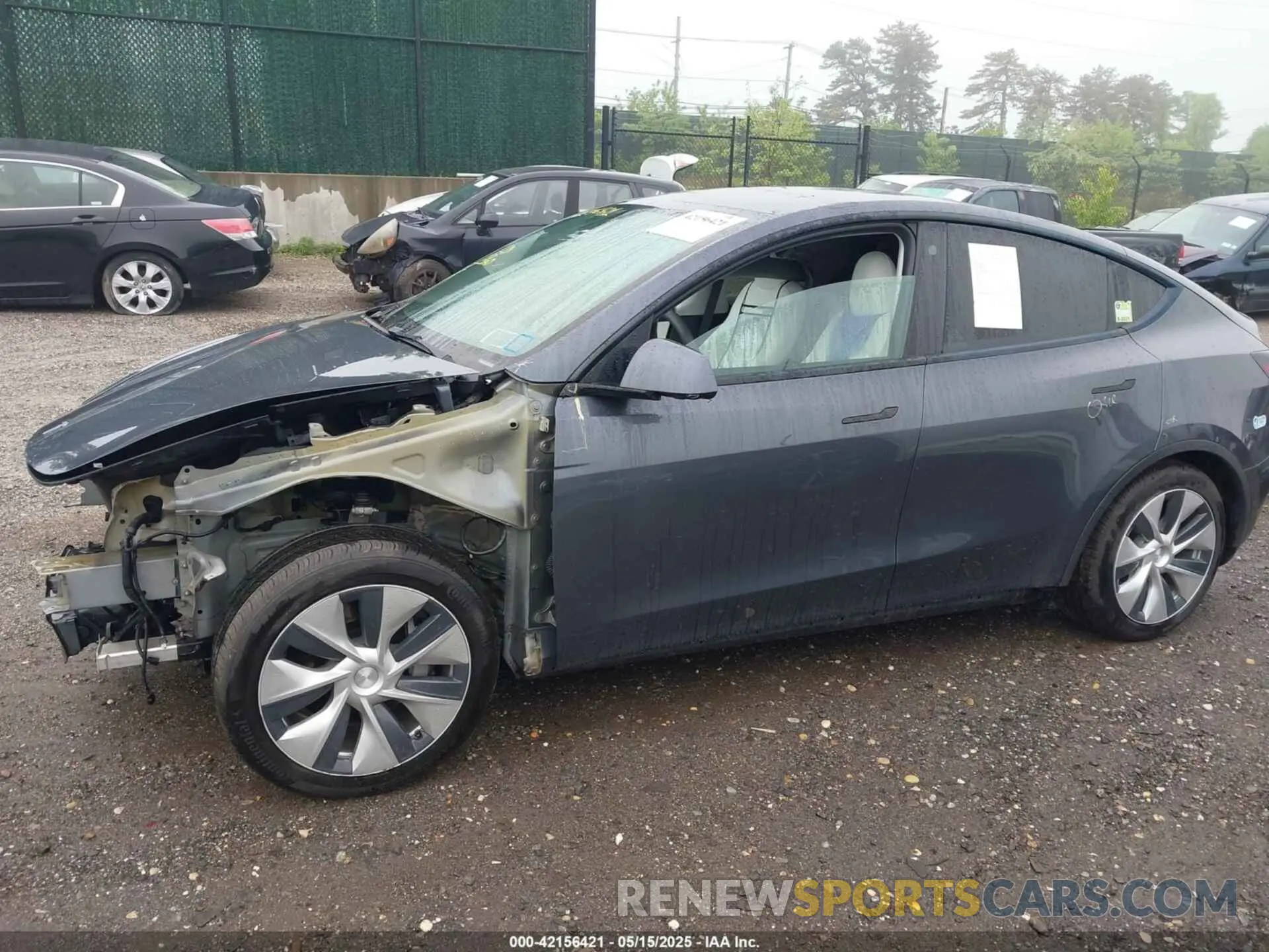 14 Photograph of a damaged car 5YJYGAEE1MF145161 TESLA MODEL Y 2021