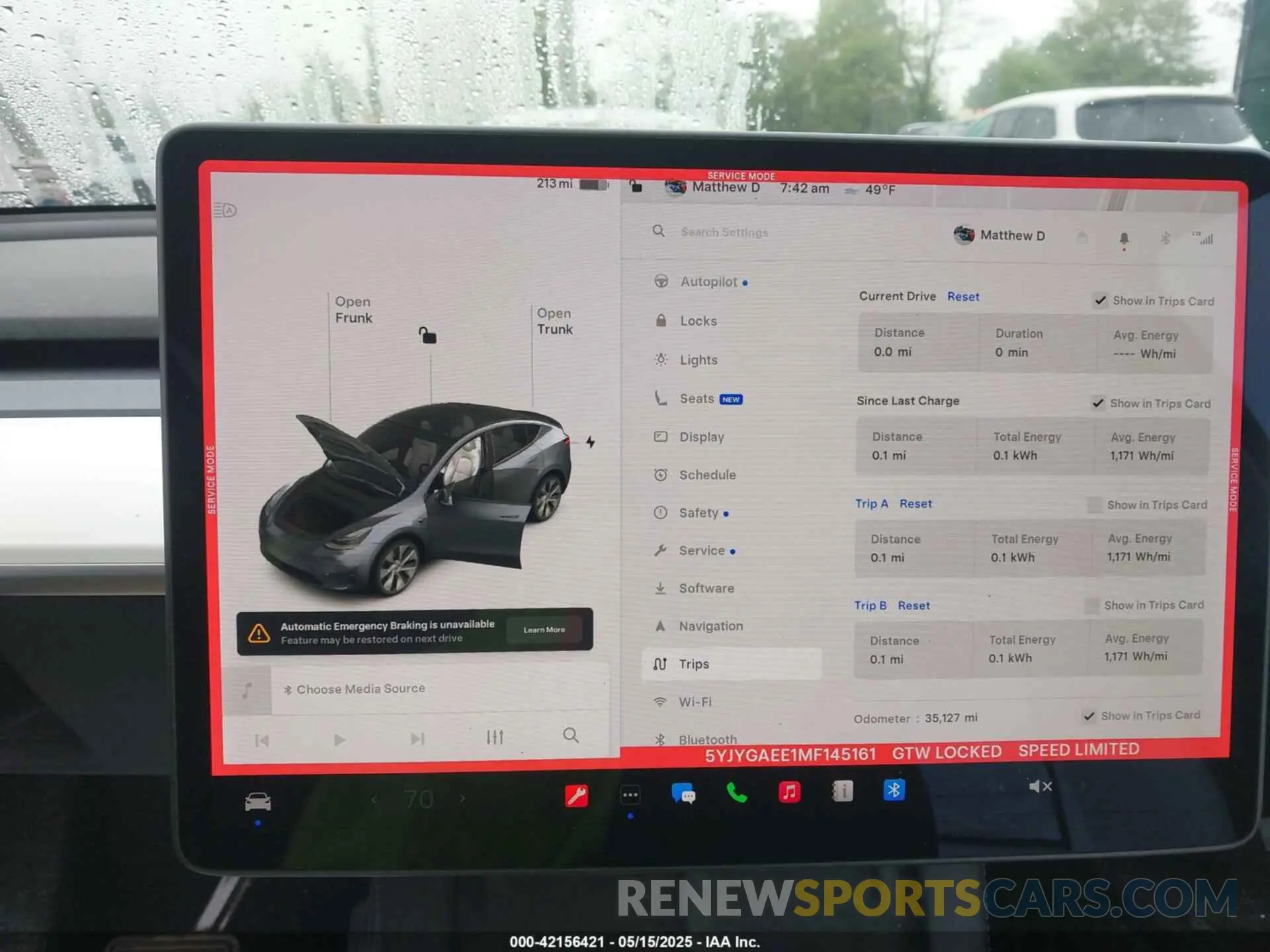 15 Photograph of a damaged car 5YJYGAEE1MF145161 TESLA MODEL Y 2021