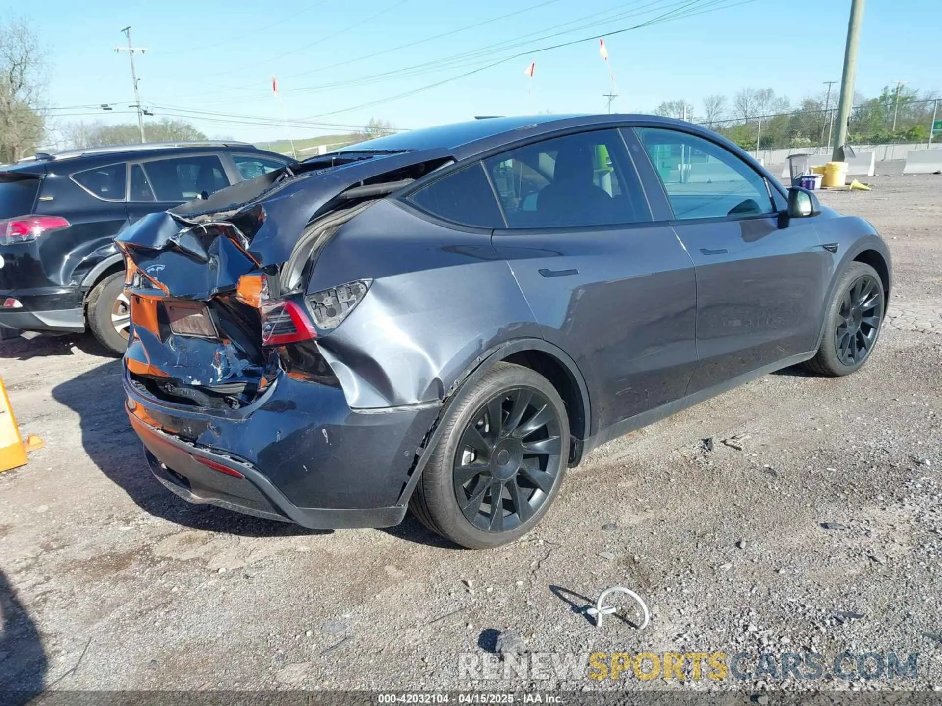4 Фотография поврежденного автомобиля 5YJYGAEE1MF149887 TESLA MODEL Y 2021