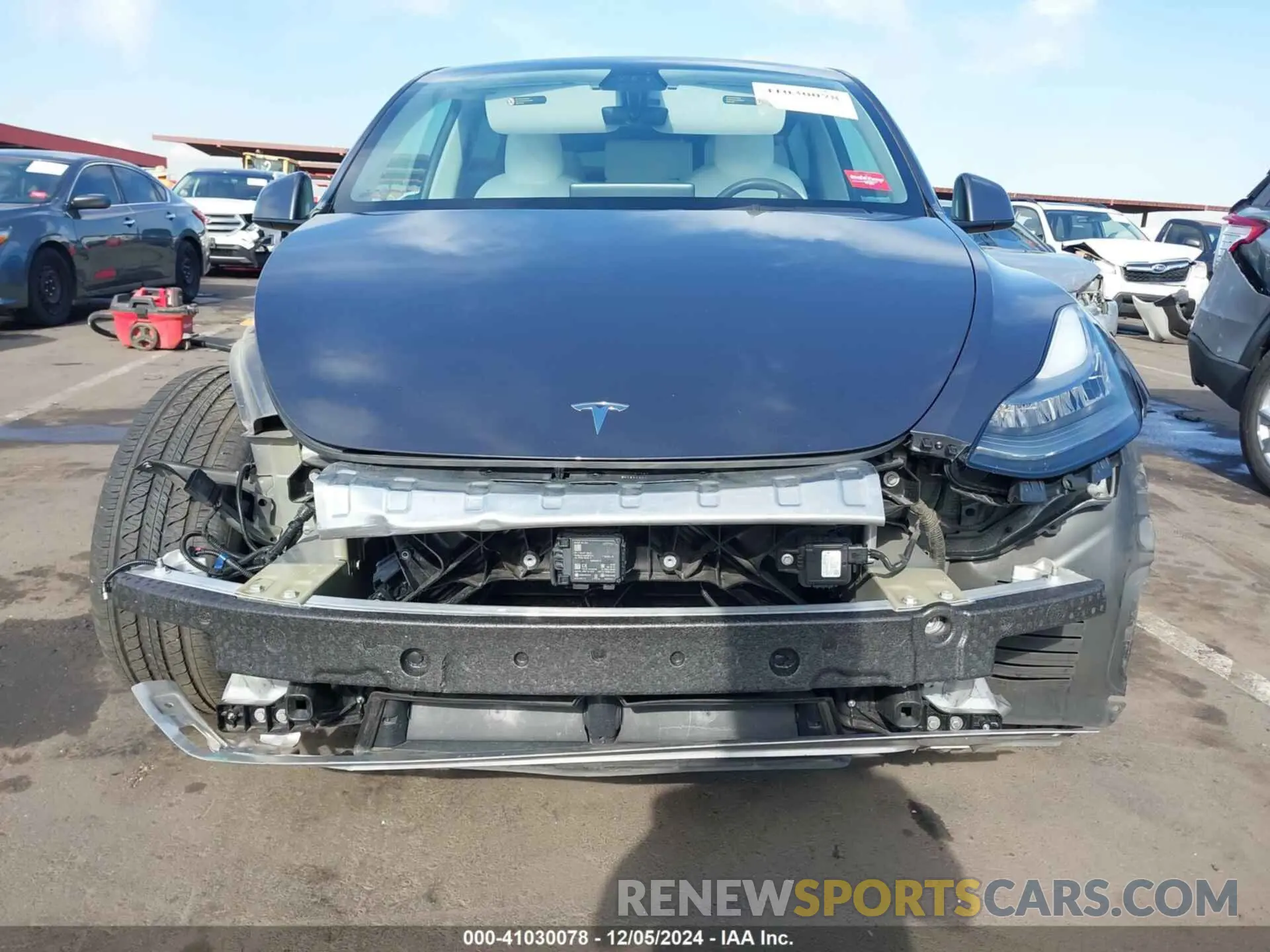 13 Photograph of a damaged car 5YJYGAEE1MF157441 TESLA MODEL Y 2021